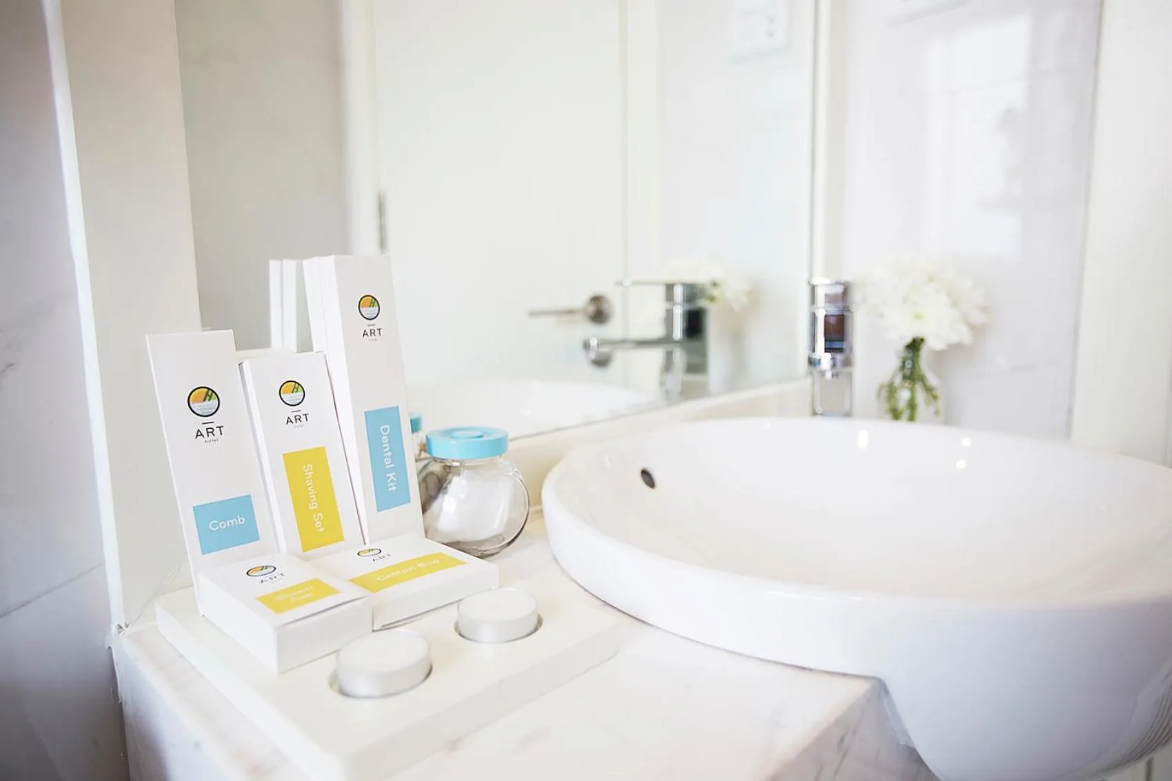 Shower in Palmier Hotel - Art House Da Nang