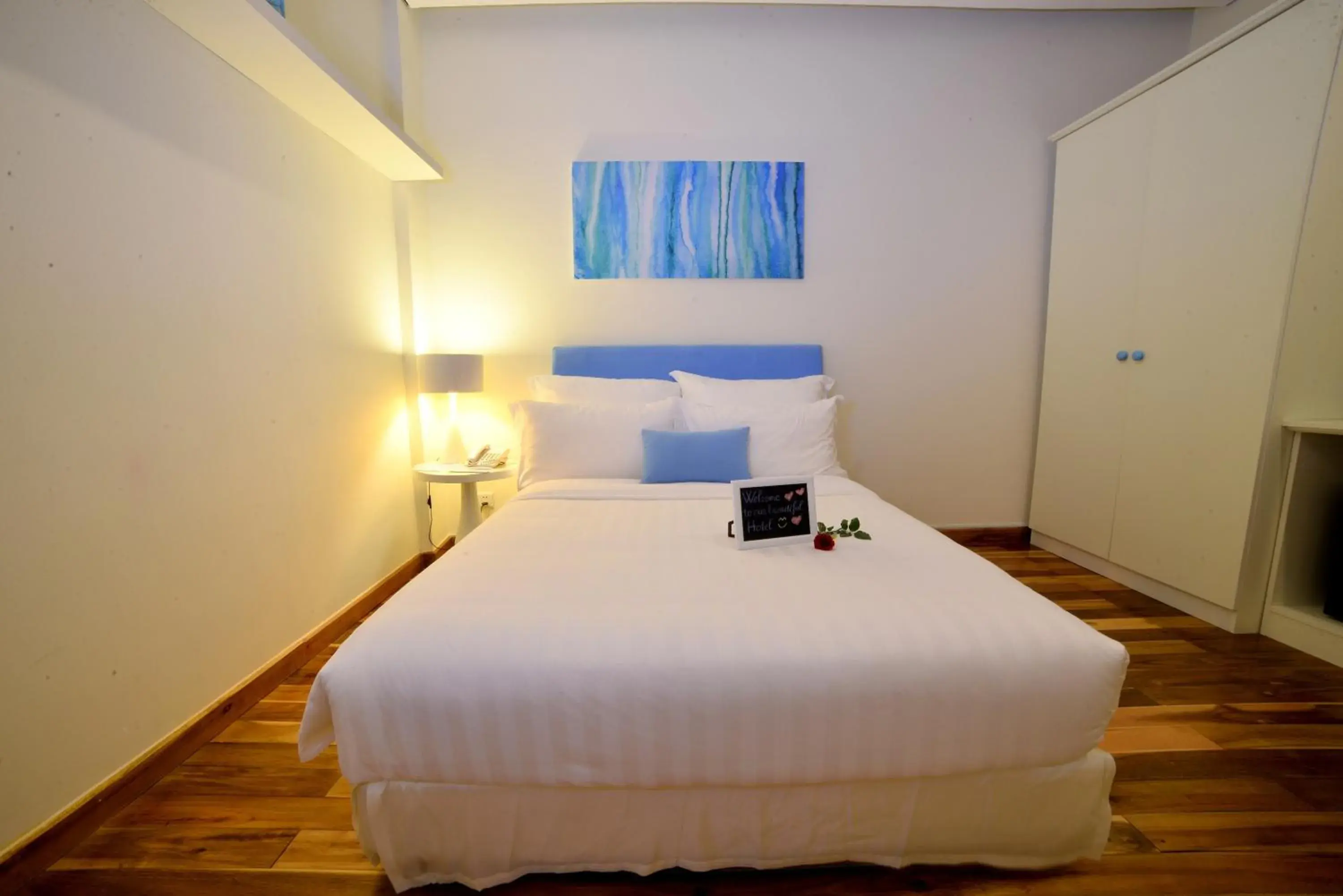 Superior Double Room in Palmier Hotel - Art House Da Nang Superior Double Room in Palmier Hotel - Art House Da Nang