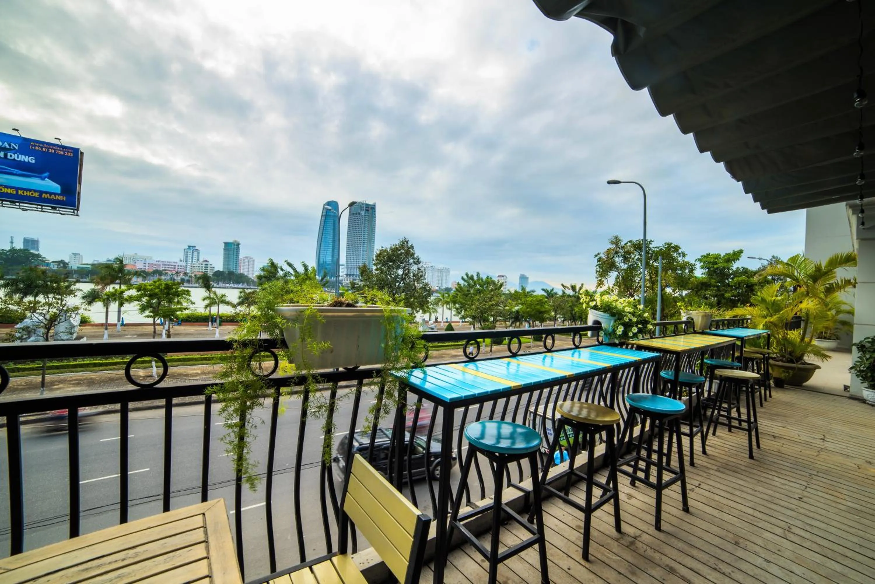 Breakfast in Palmier Hotel - Art House Da Nang