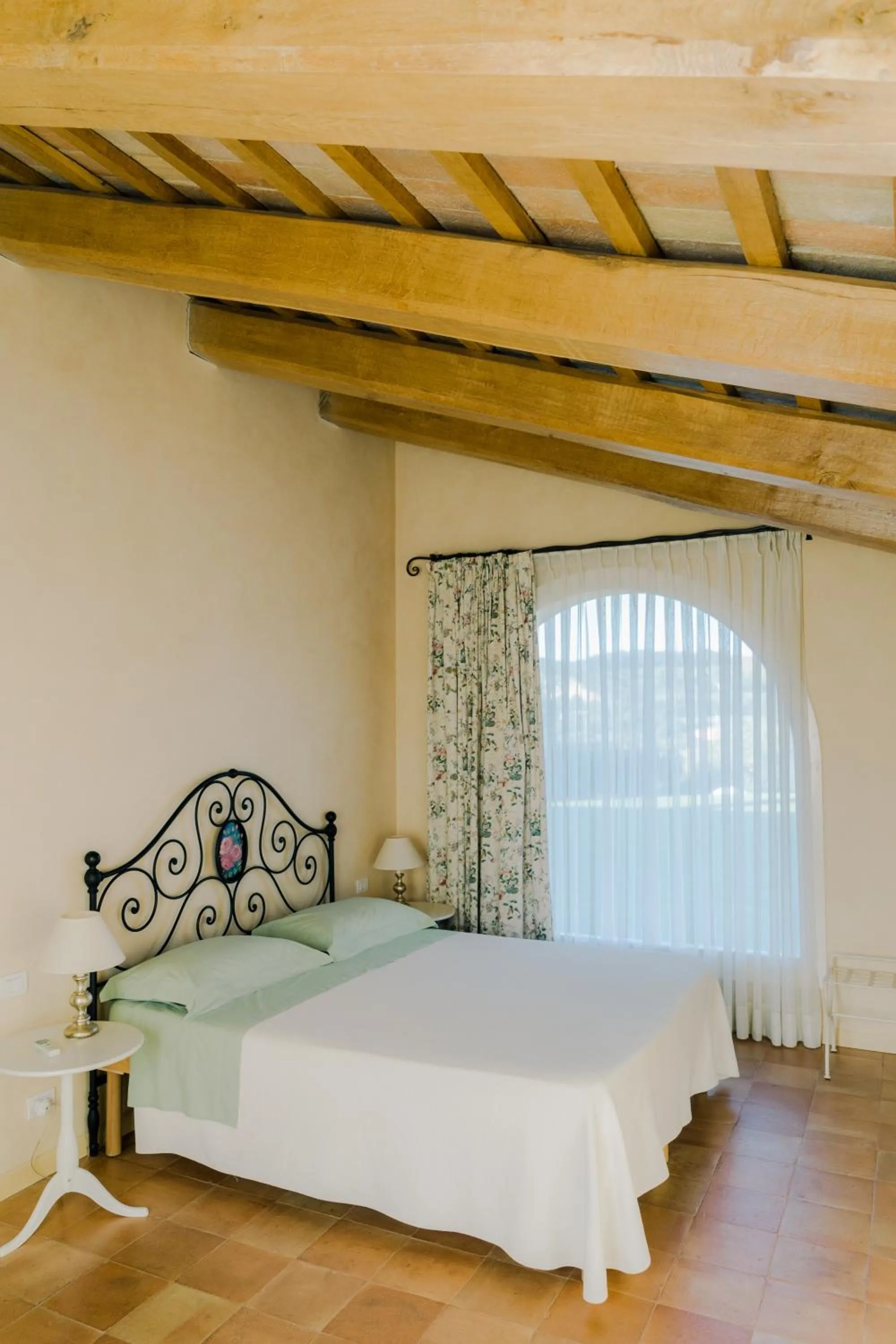 Sea view, Bed in Nontiscordardimé B&B Villa Agriturismo