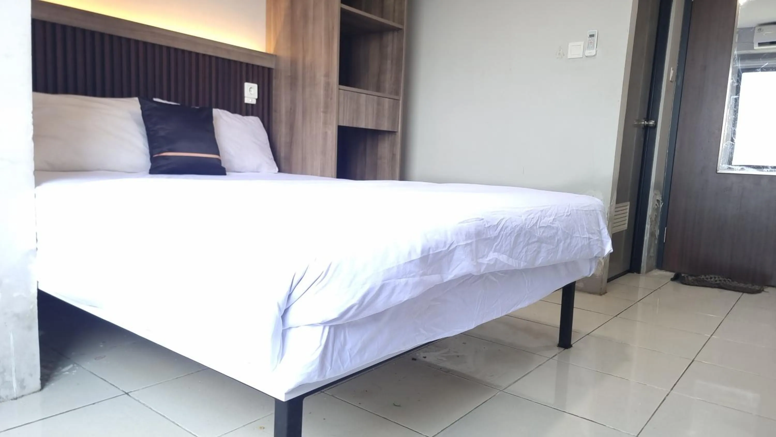 Bed in Dancenter Bekasi Formerly Riverdale