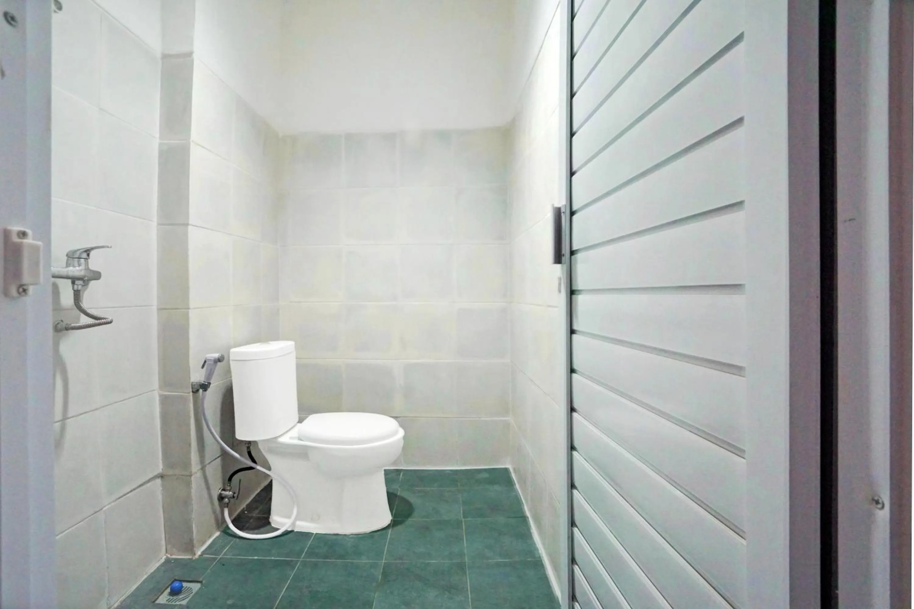 Bathroom in Hotel O Nawangwulan