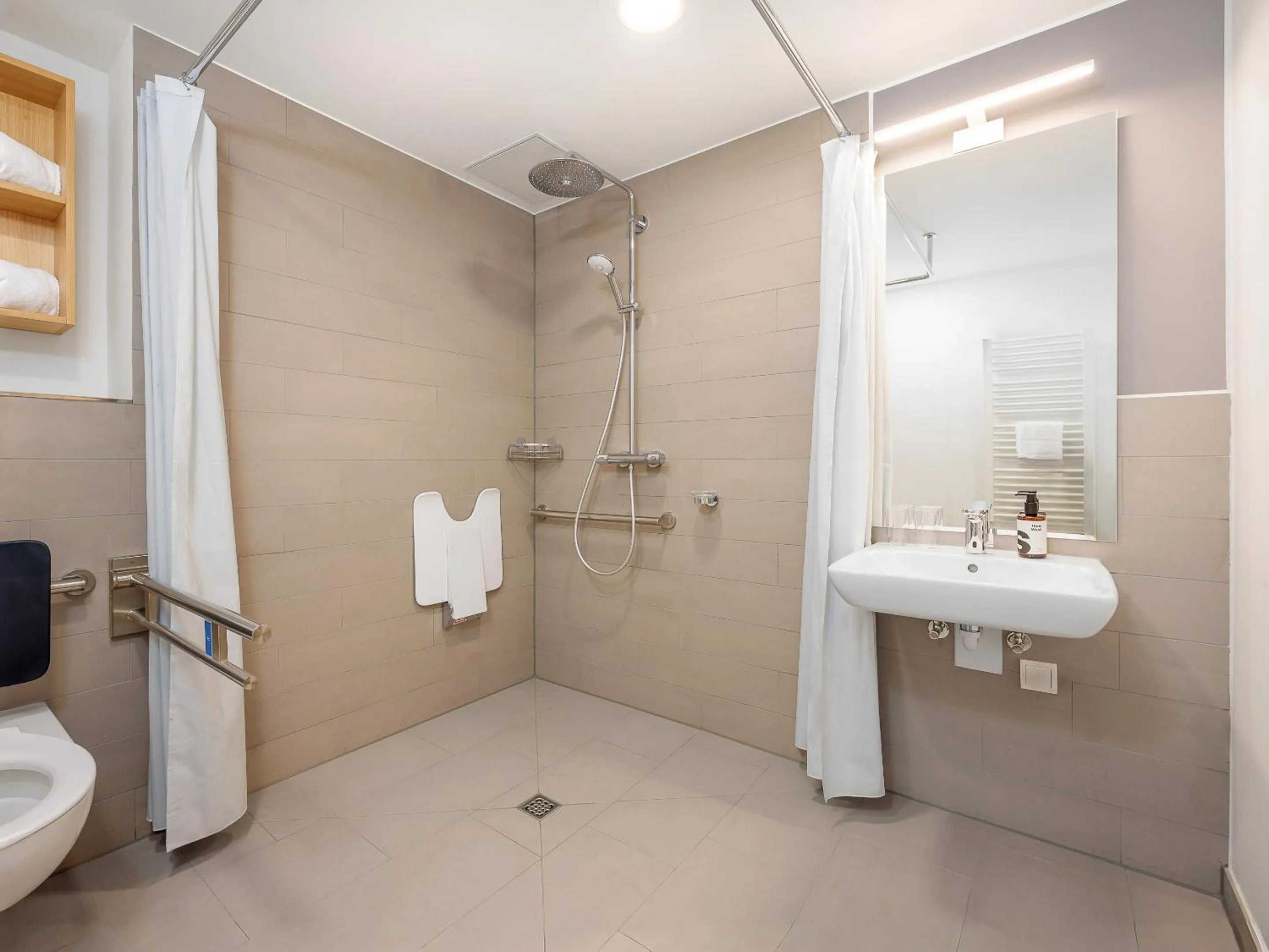 Bathroom in smartments Hamburg Hamm