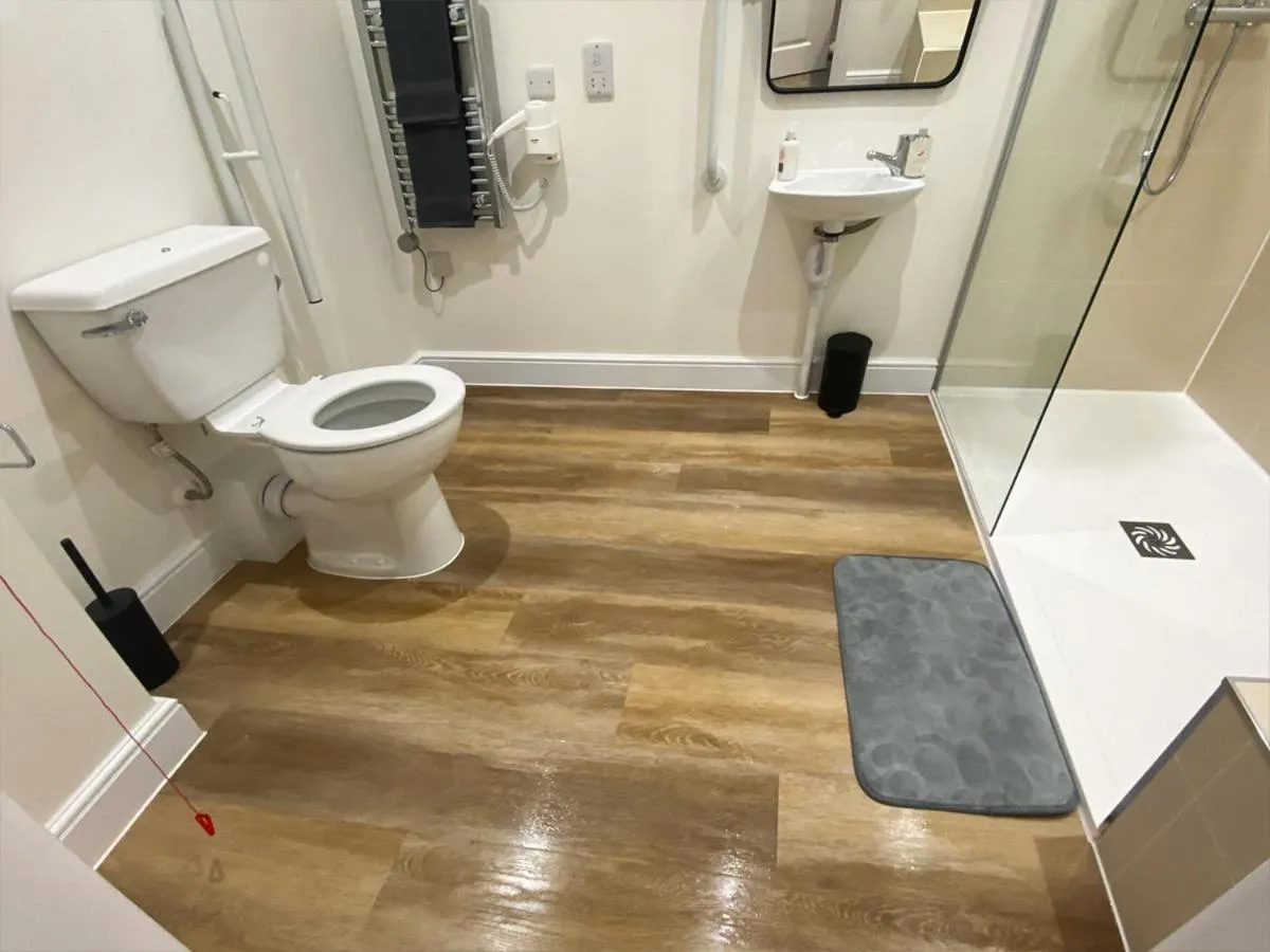 Shower in Hilltop Haven