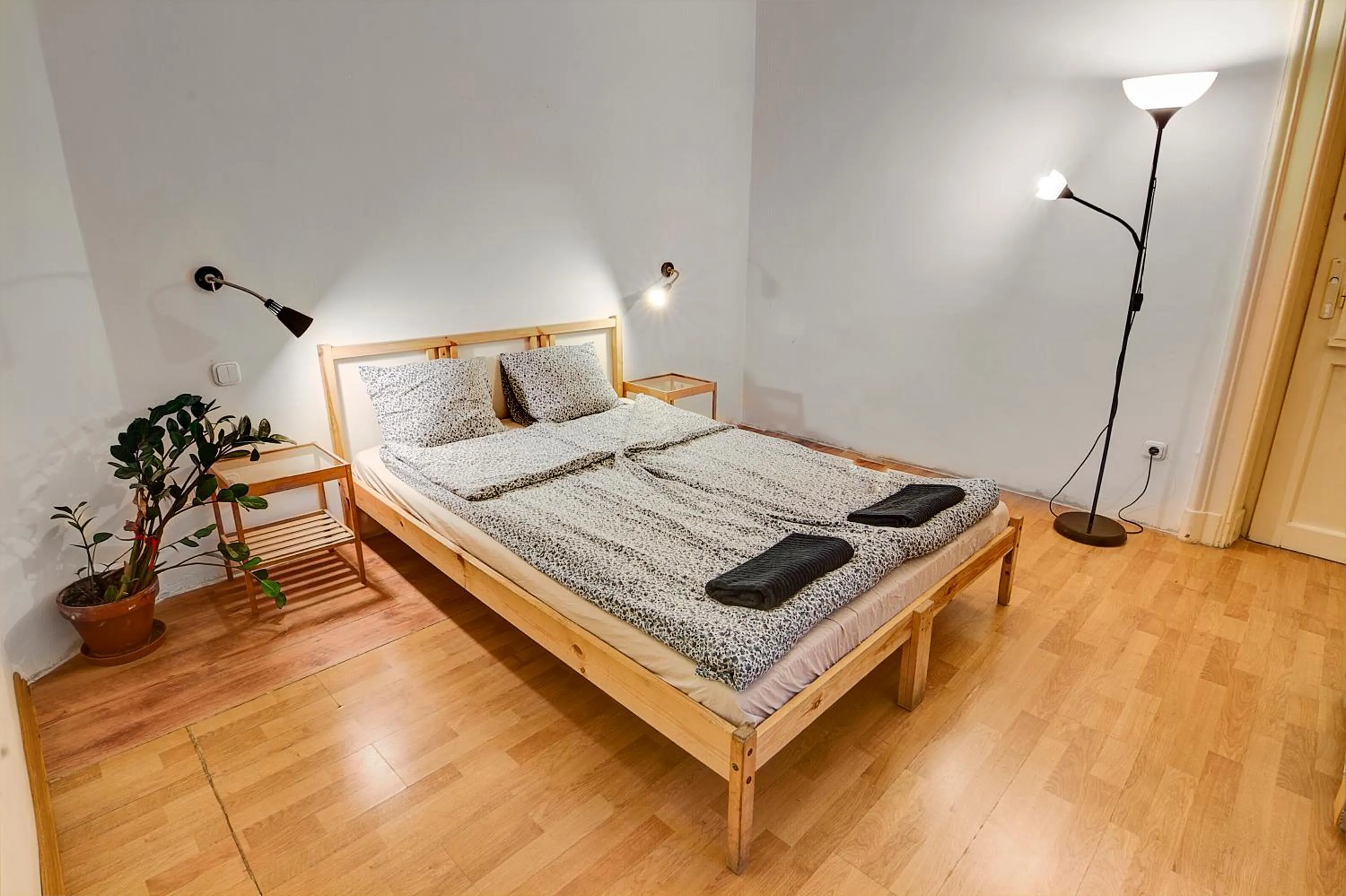 Bed in Pal's Hostel and Apartments