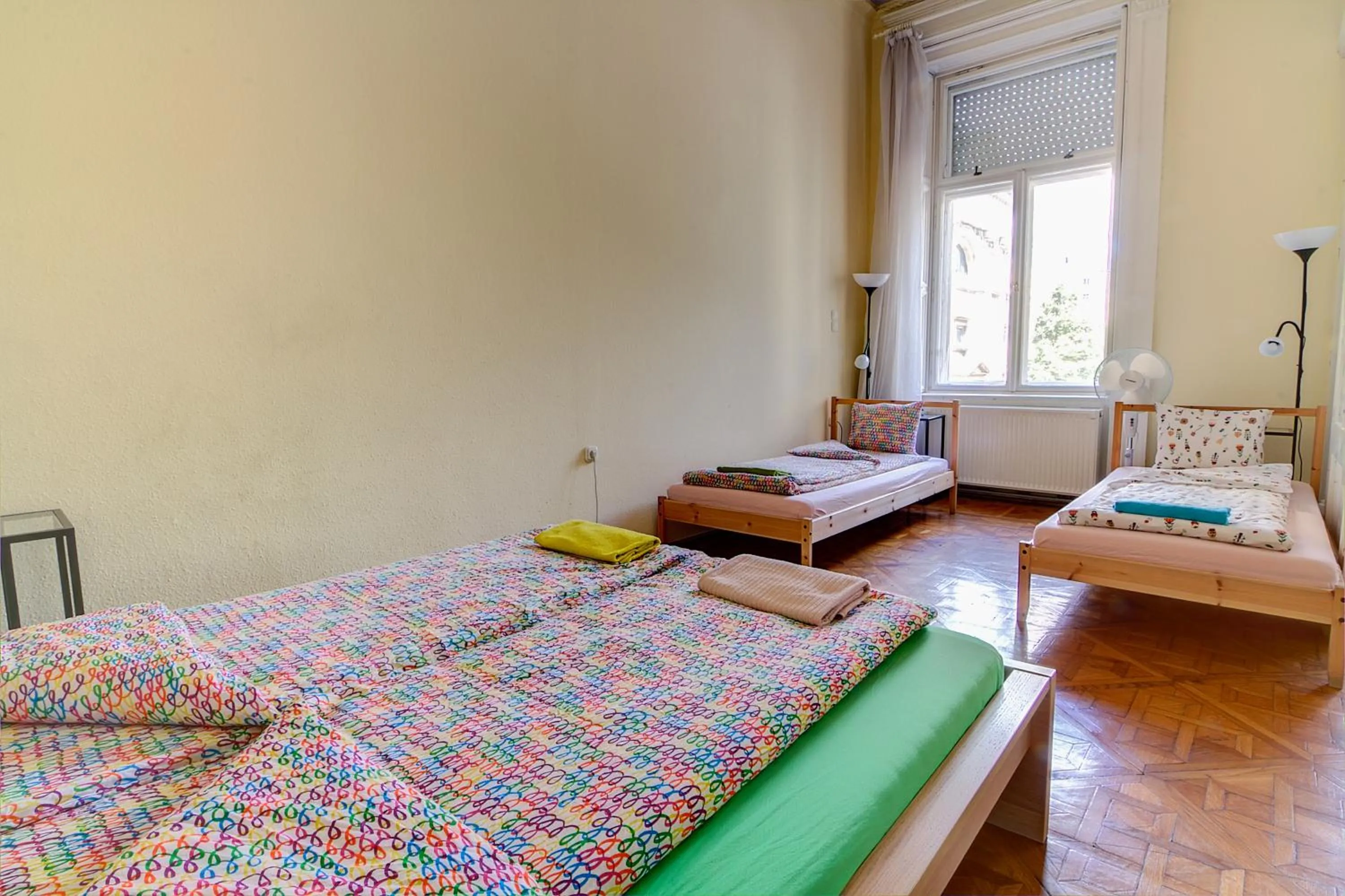 Bed in Pal's Hostel and Apartments