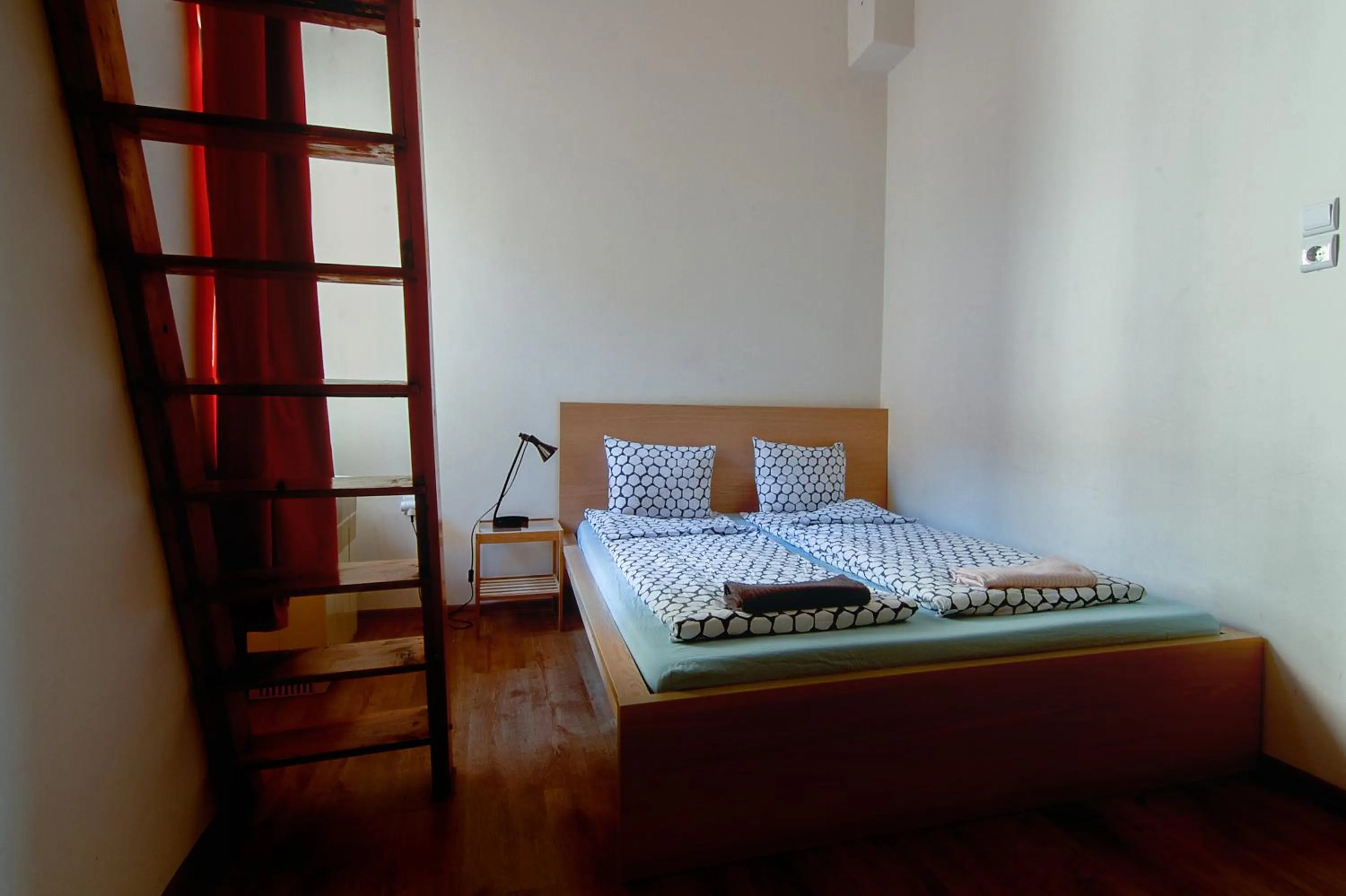 Bed in Pal's Hostel and Apartments