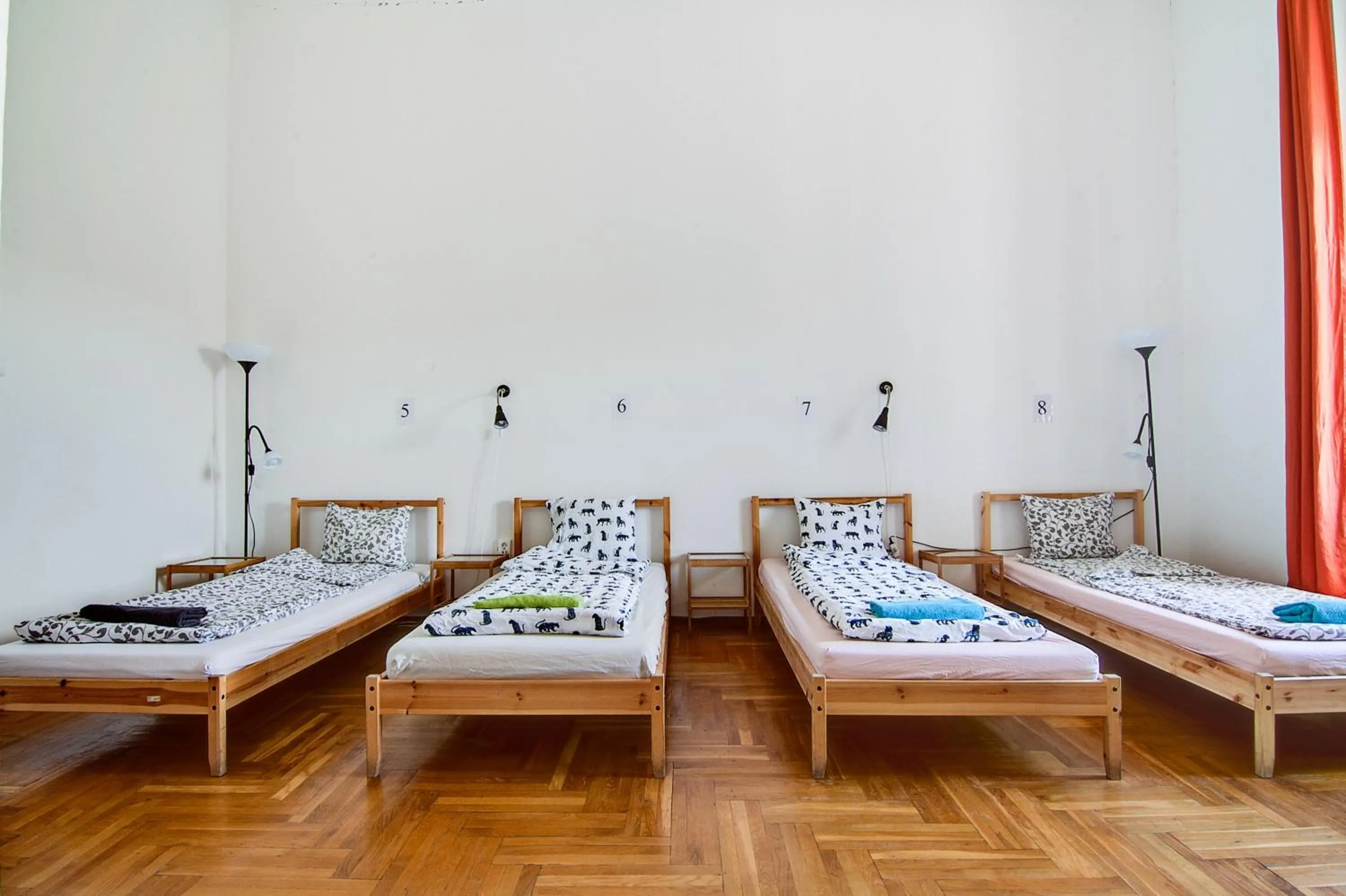 Bed in Pal's Hostel and Apartments