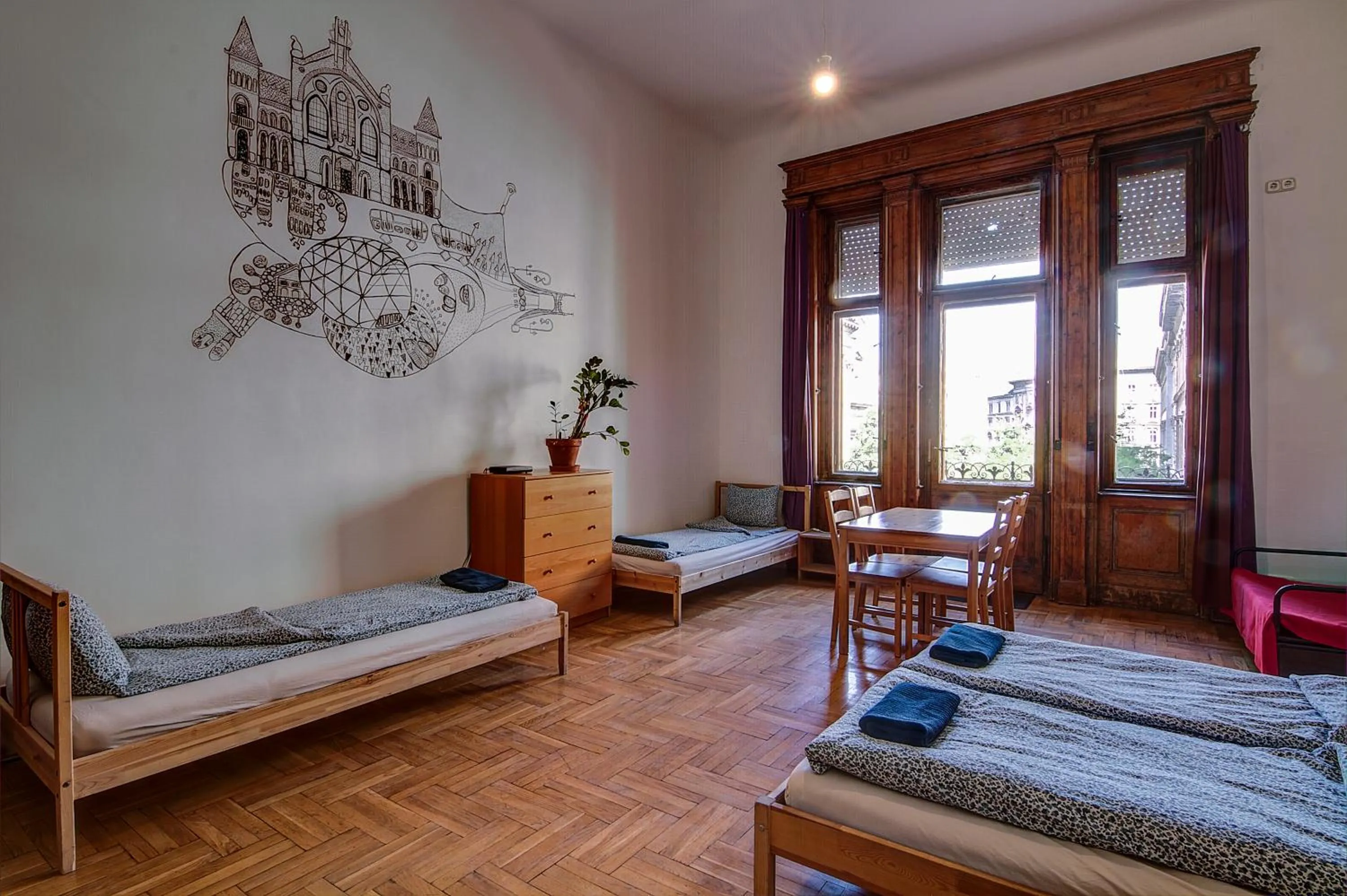 Bed in Pal's Hostel and Apartments