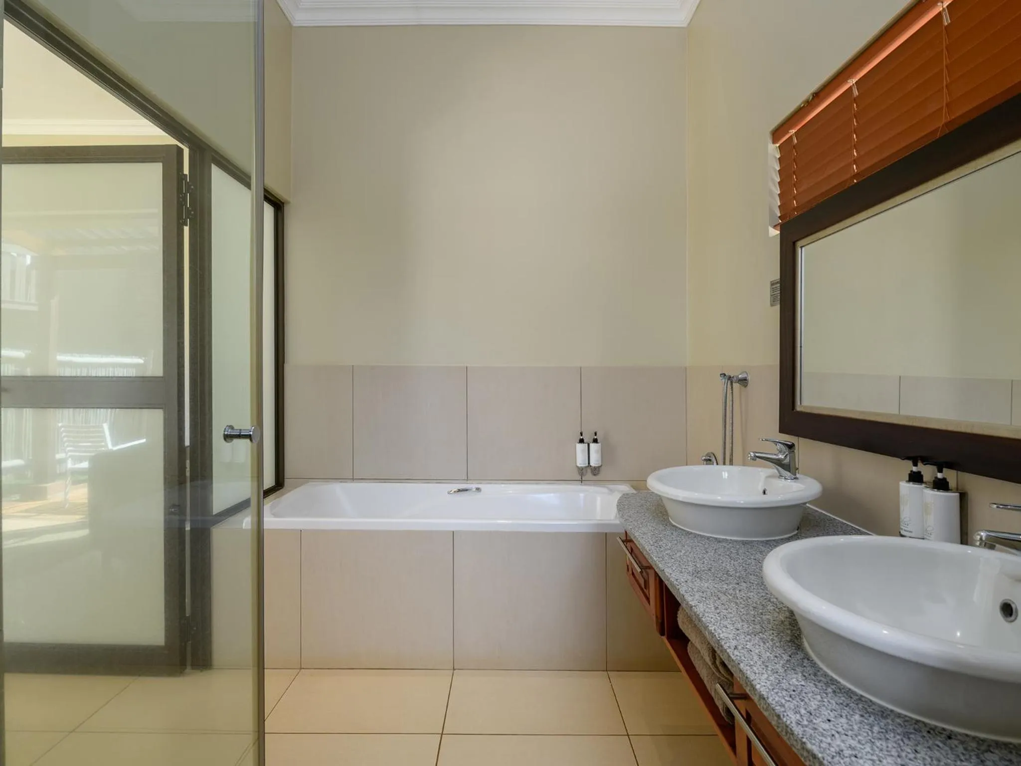 Bathroom in Monomotapa Village