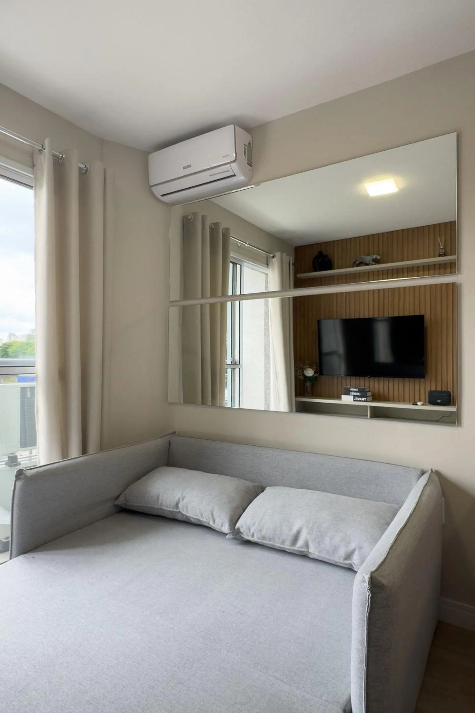 Bed in Composite Moema