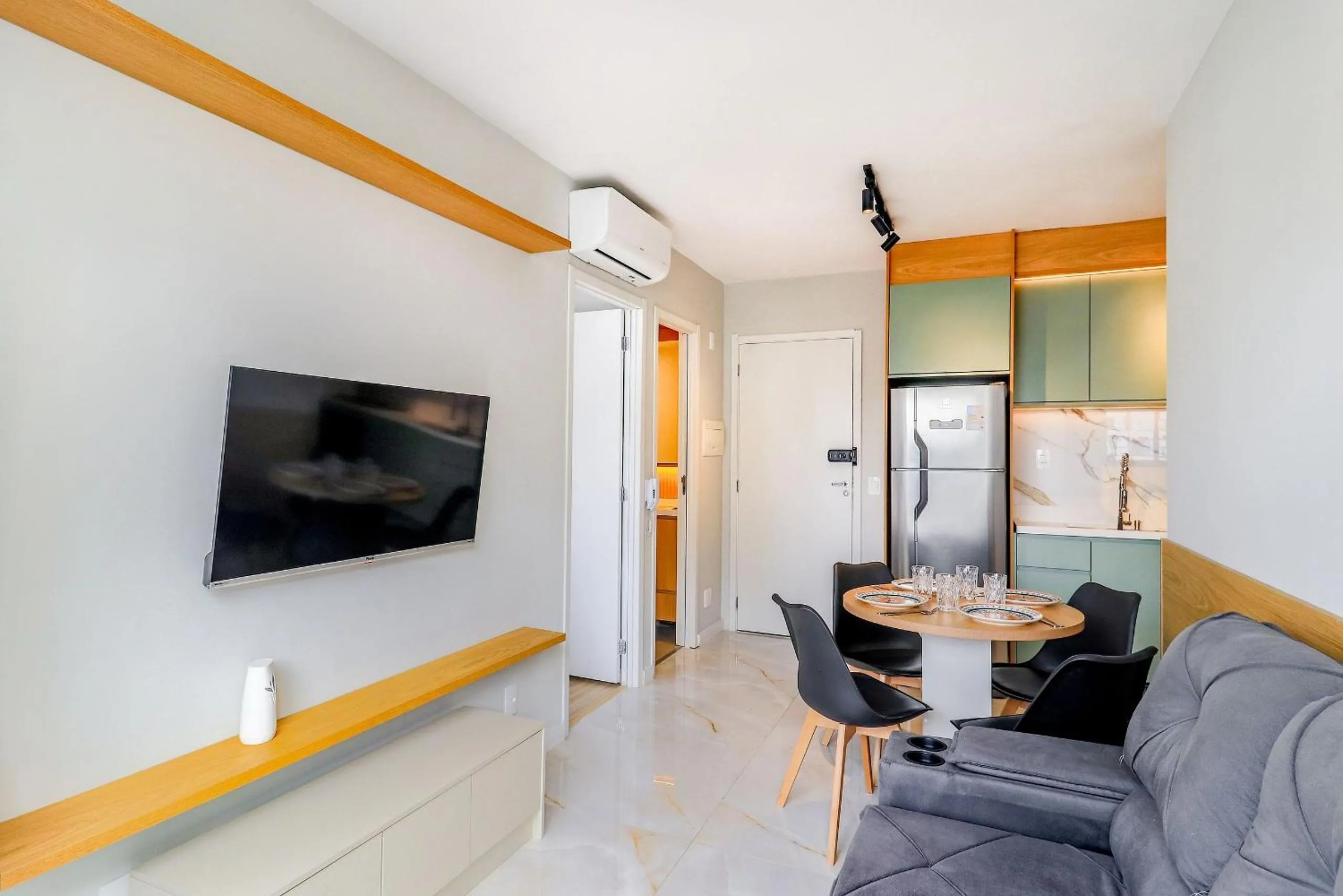 Living room in Composite Moema