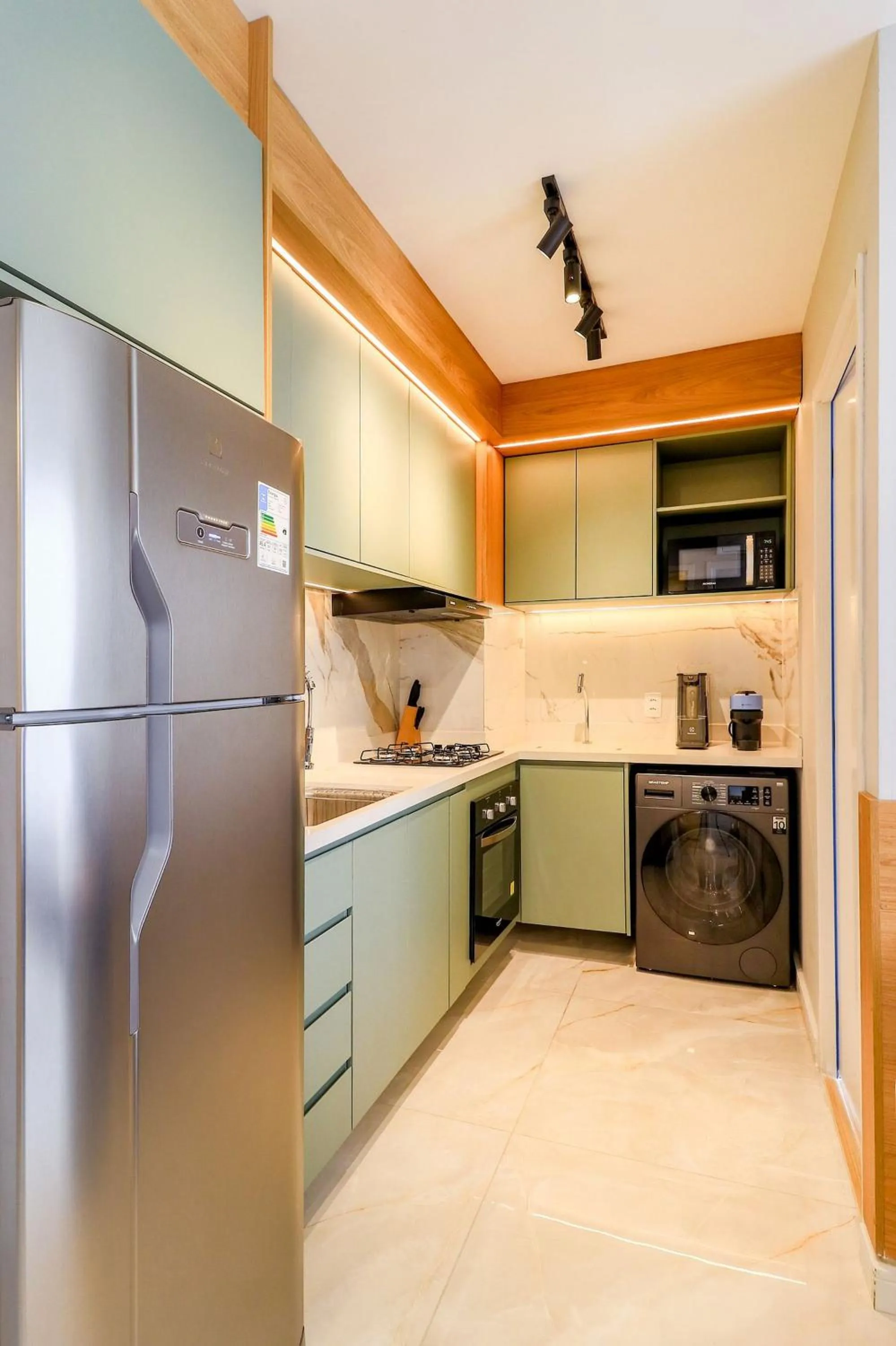 Kitchen or kitchenette in Composite Moema