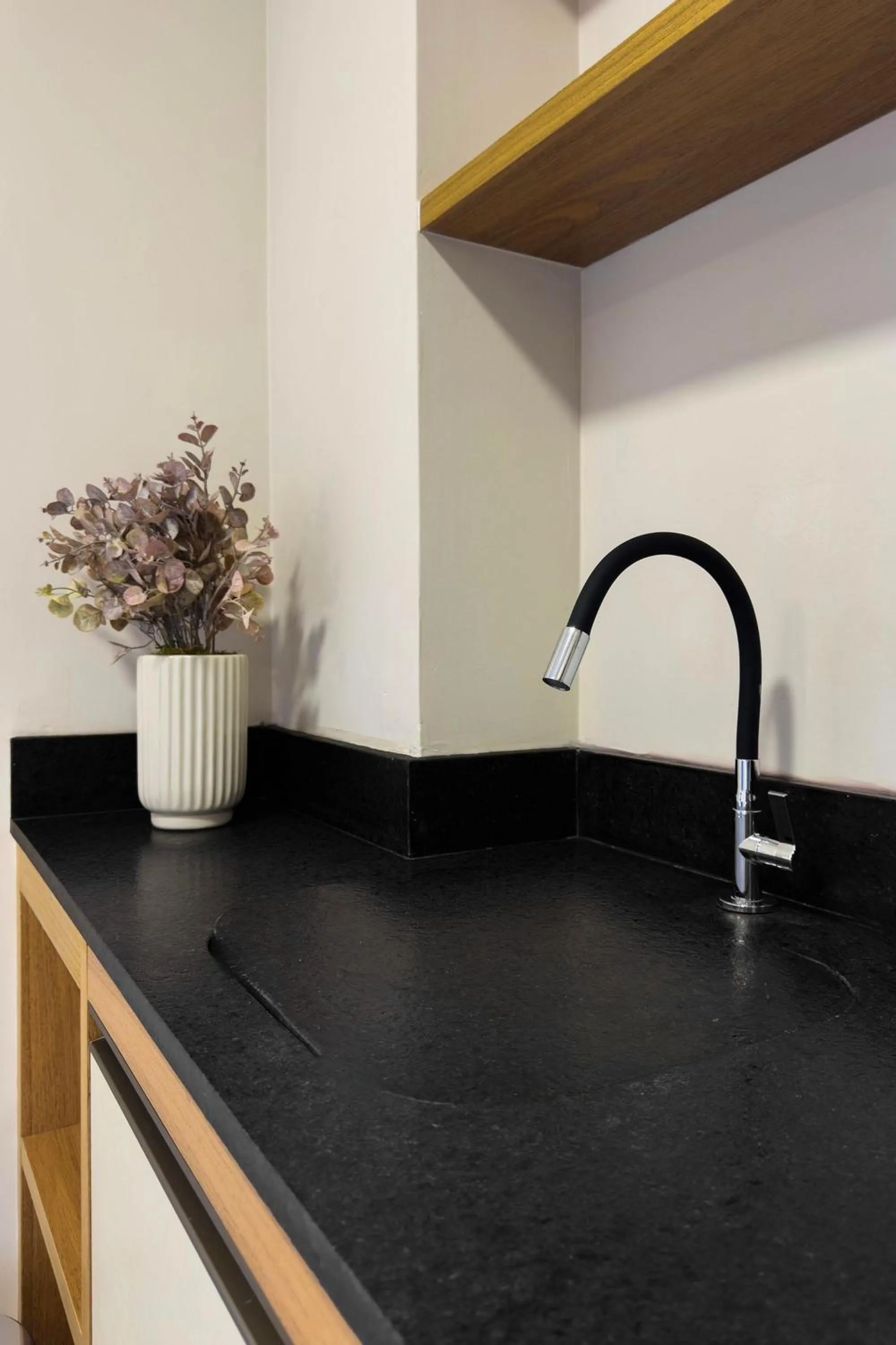 Kitchen or kitchenette in Composite Moema