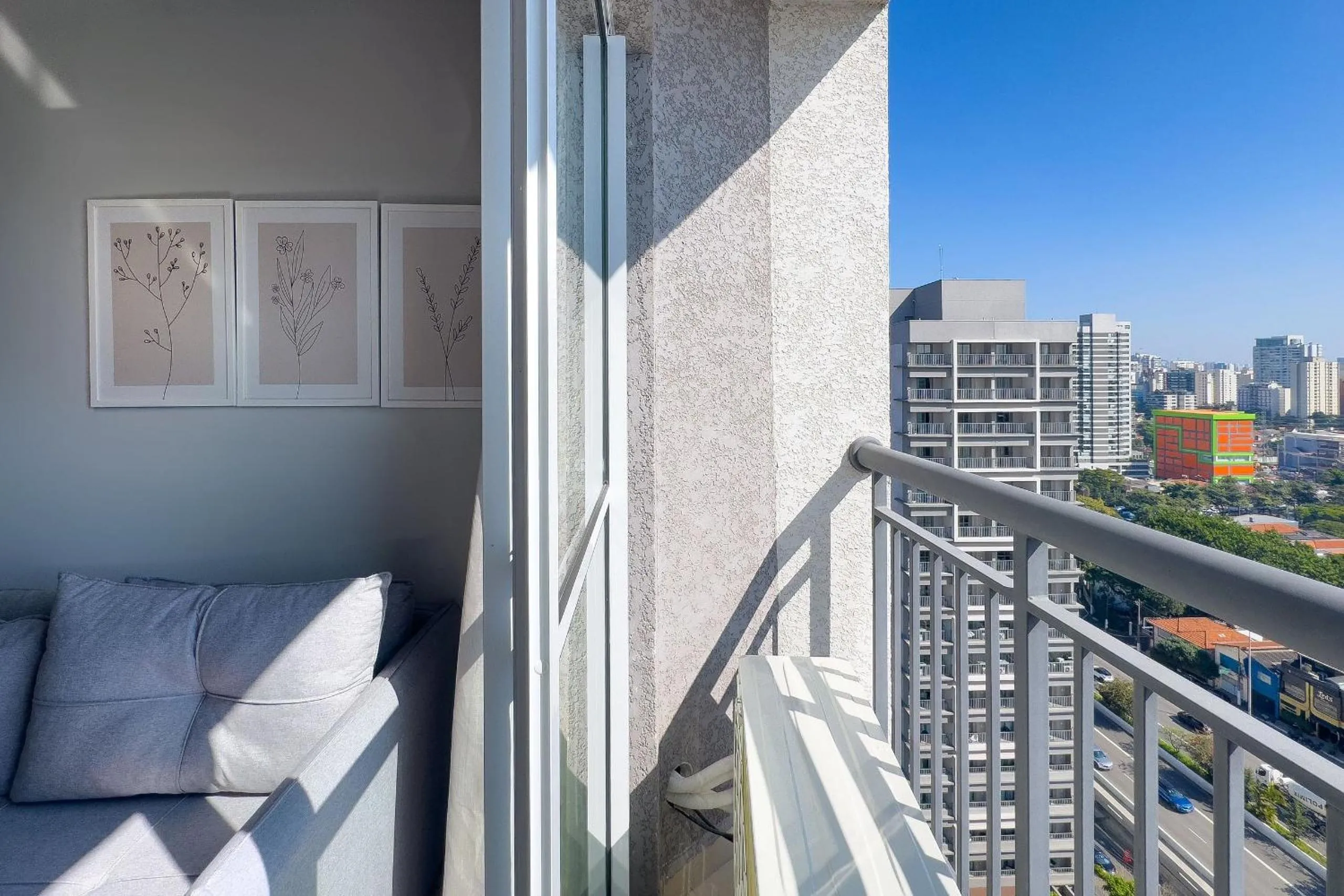 Living room in Composite Moema