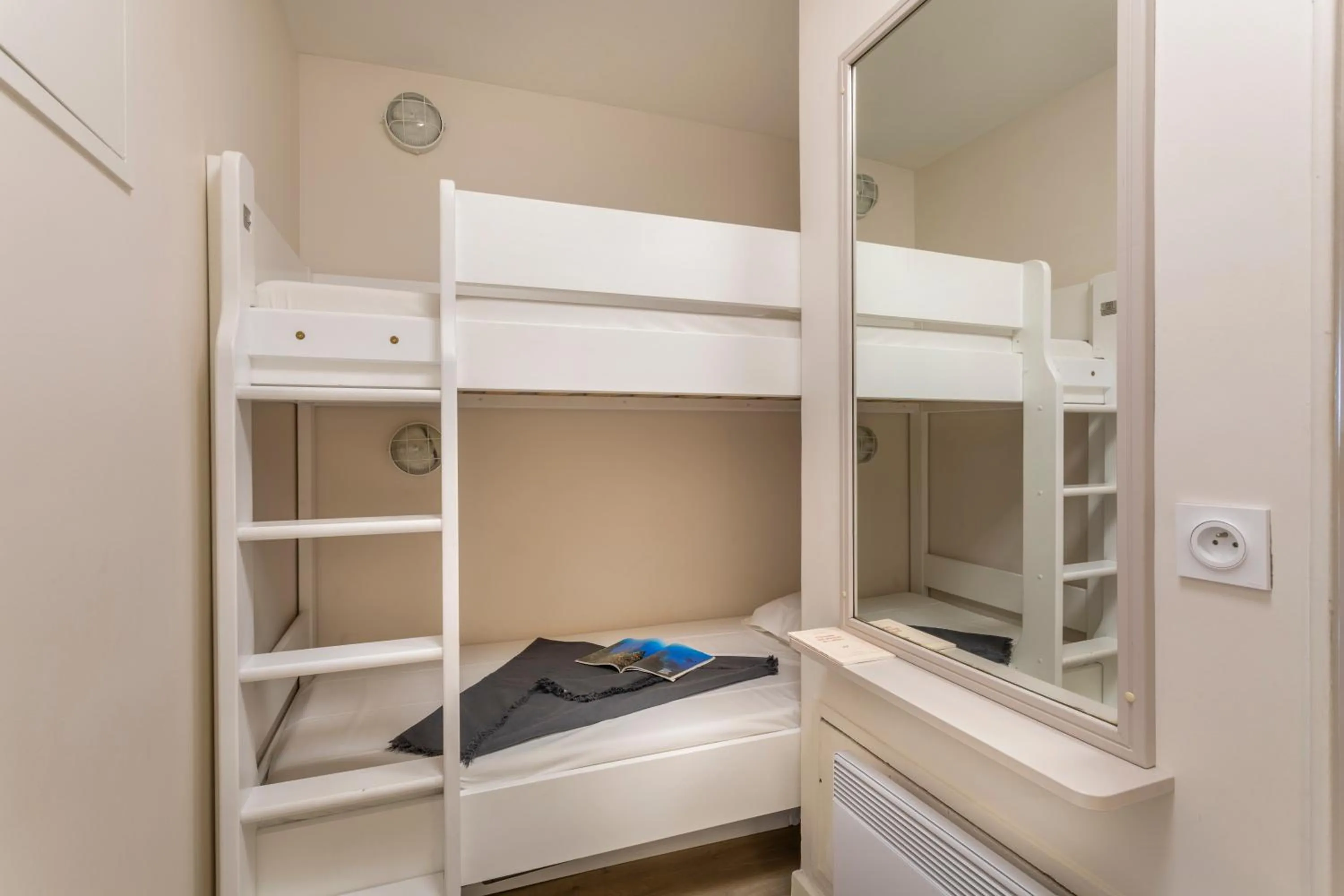 Bed in Résidence Pierre & Vacances Les Jardins de la Côte d'Azur