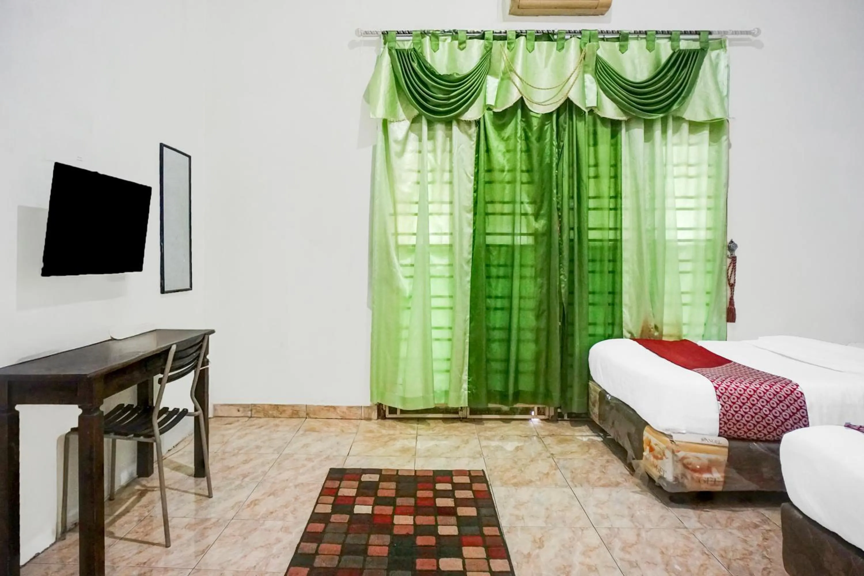 Bedroom, Bed in Hotel O Banda Aceh near Masjid Raya Baiturrahman formerly Wisma Tsacita