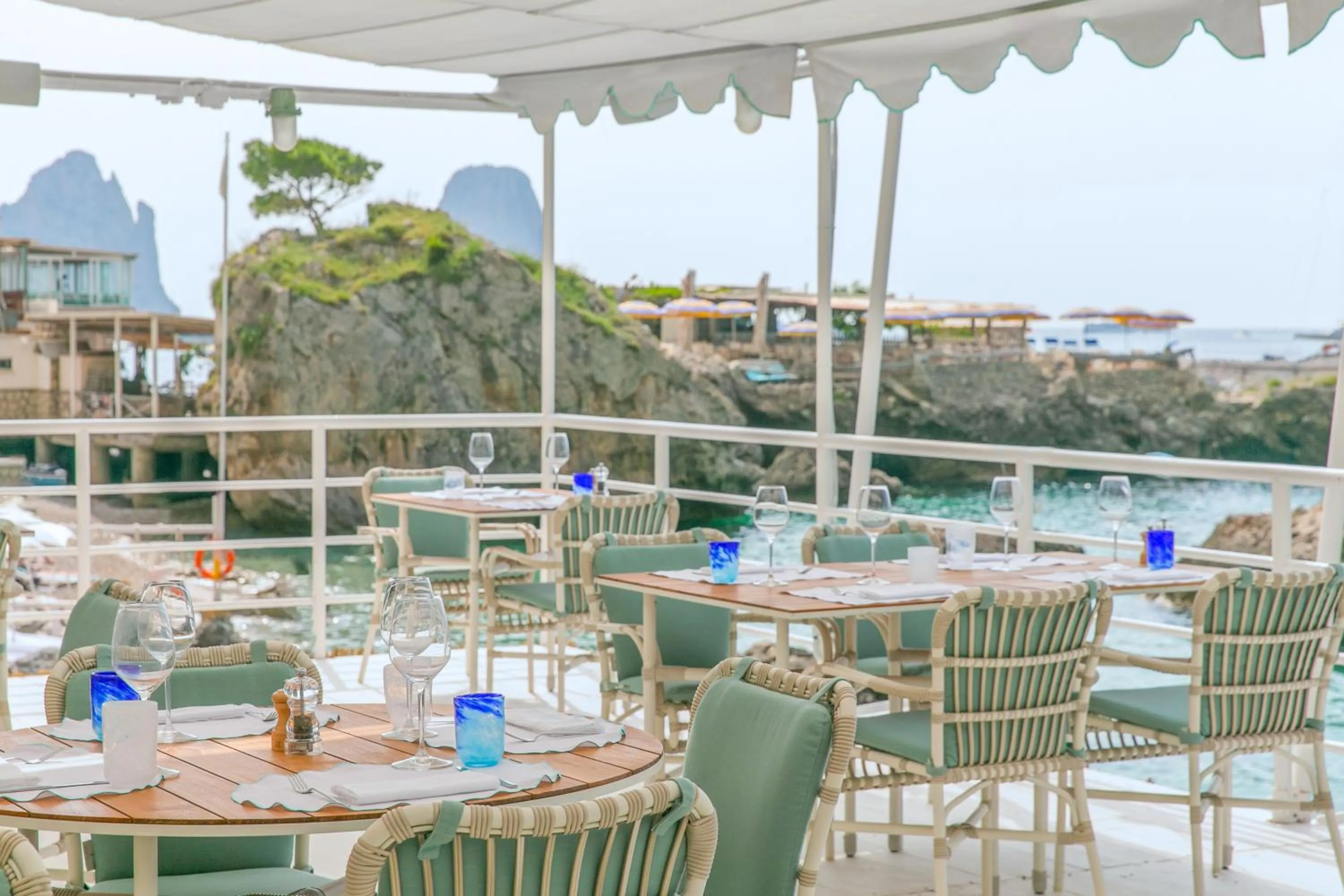 Restaurant/places to eat in Hotel La Palma, Oetker Hotels
