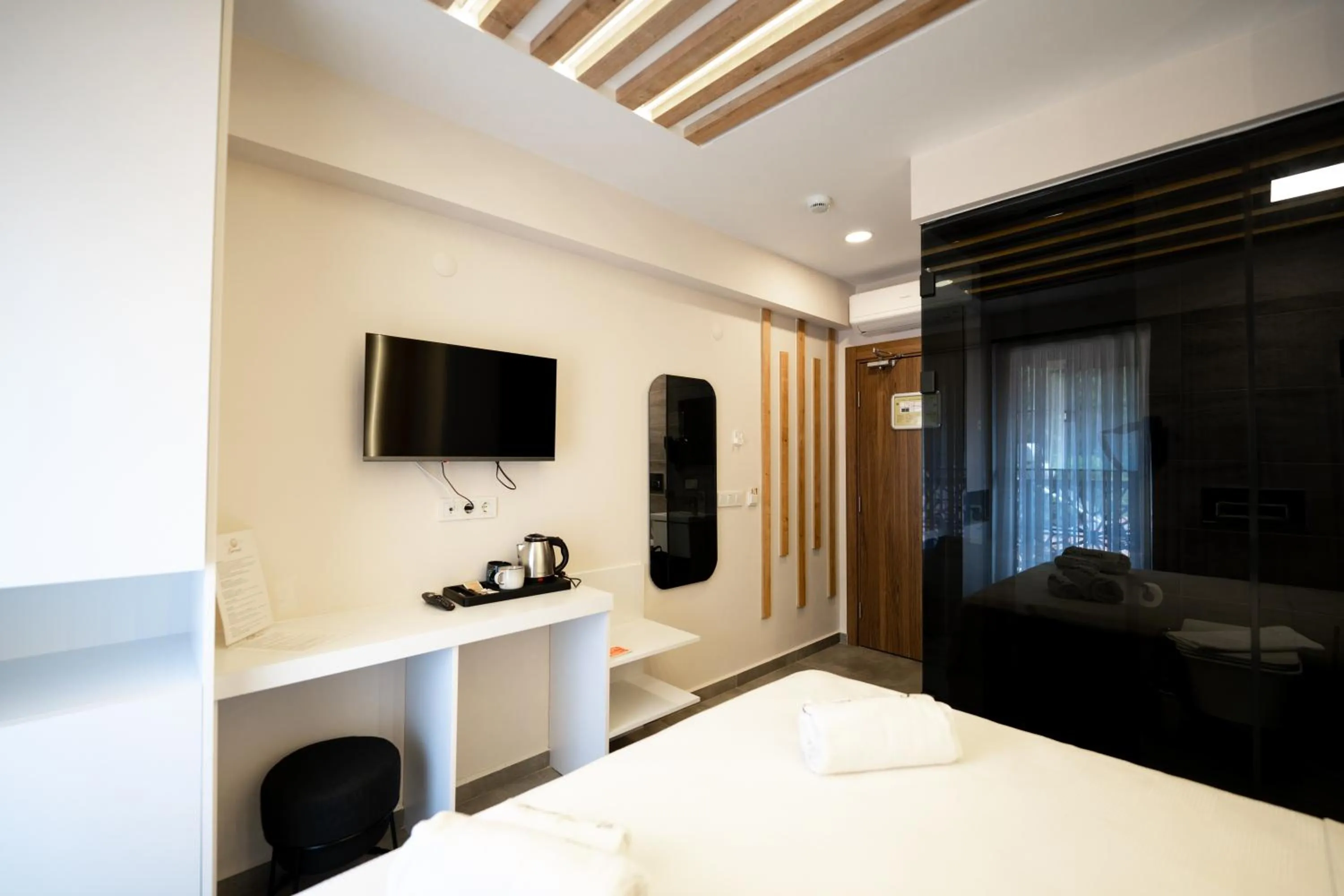 TV and multimedia, Bed in Dalyan Lorend Inn