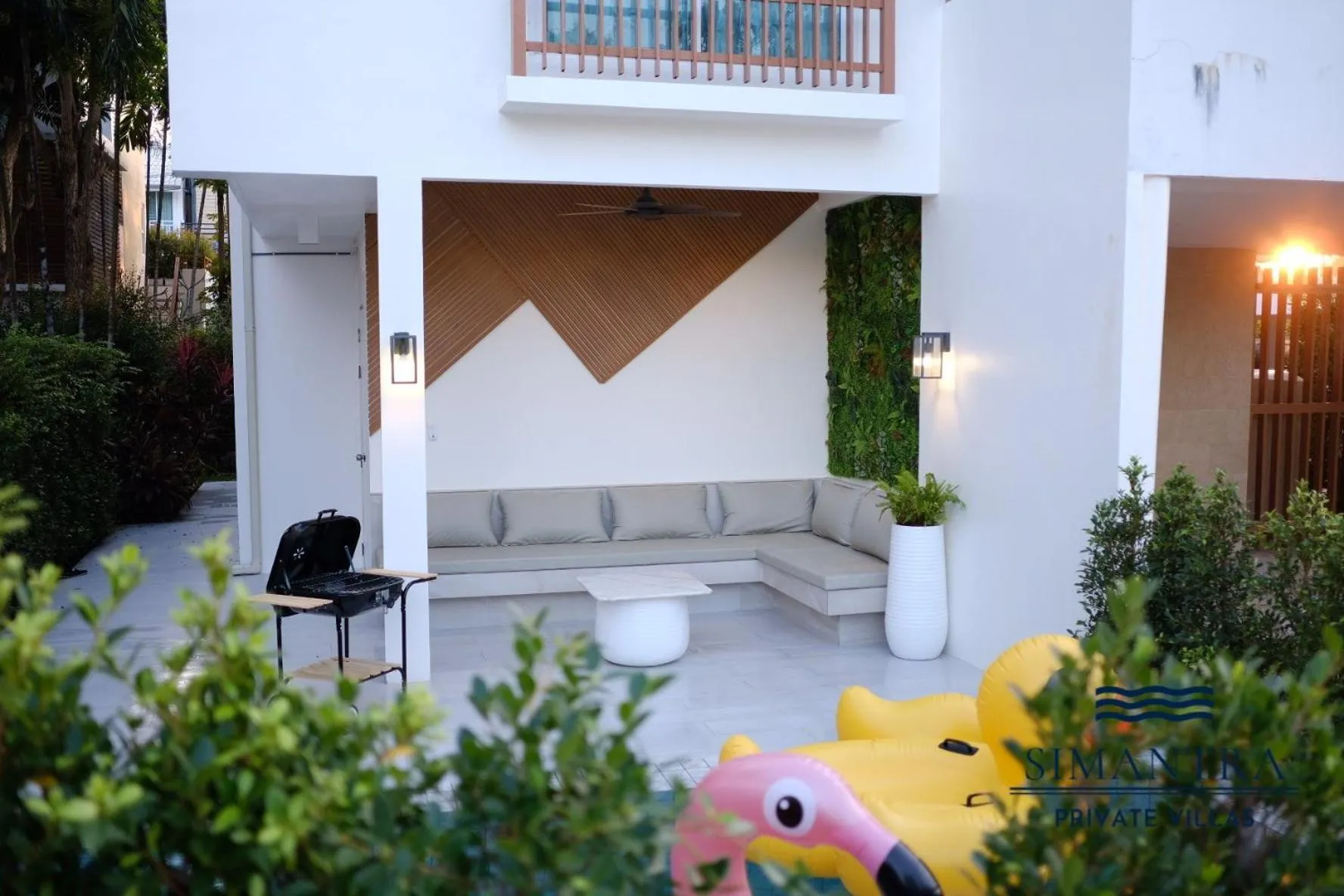 Garden in Simantra Private Villas