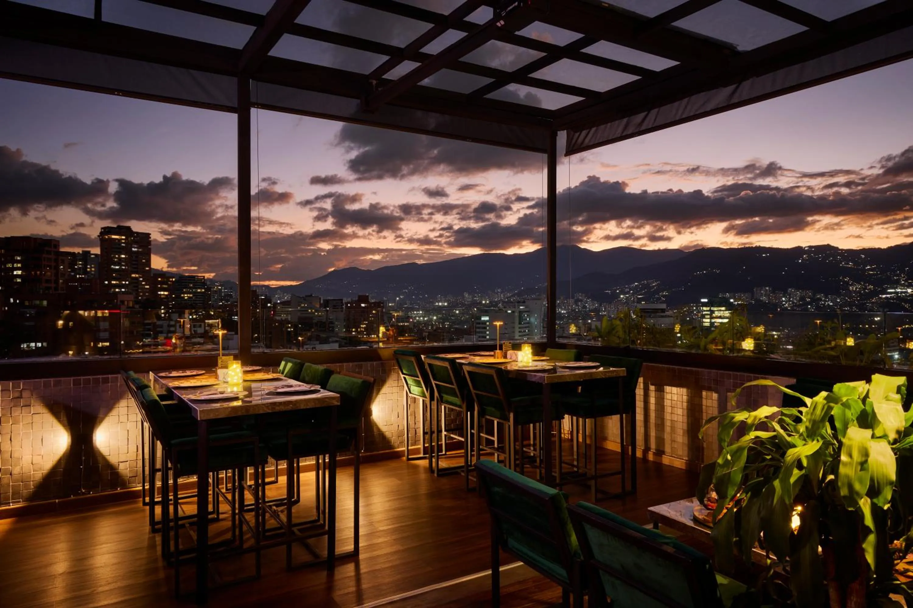 Natural landscape in Hunters Hotel by Jalo