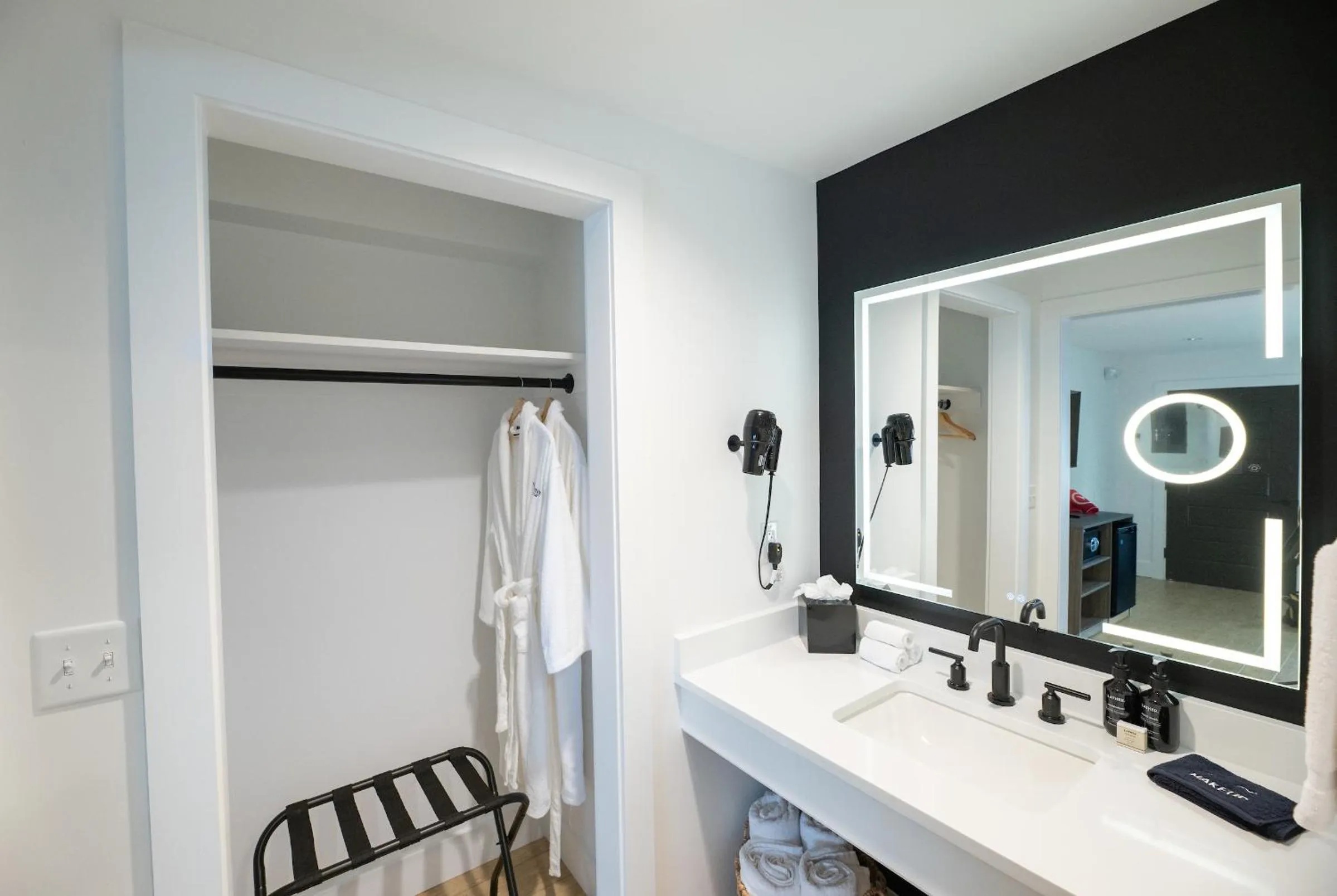 Bathroom in The Waypoint