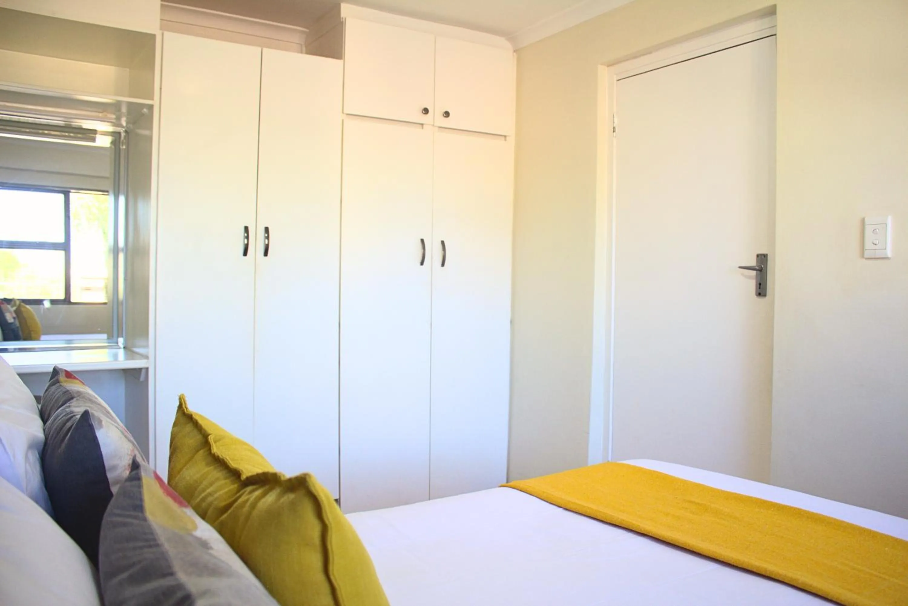 Bed in Tyger Classique Self-Catering Cape Town, Tyger Valley