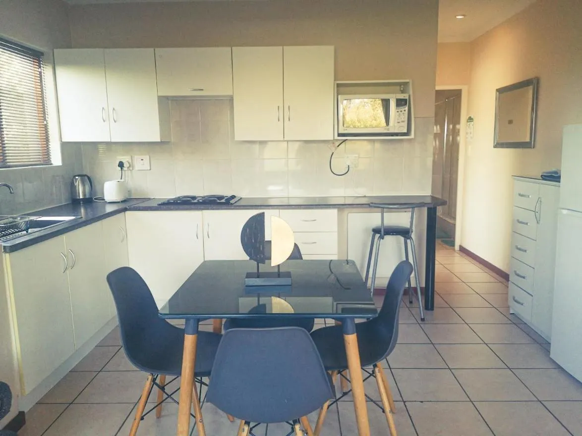Kitchen or kitchenette in Tyger Classique Self-Catering Cape Town, Tyger Valley