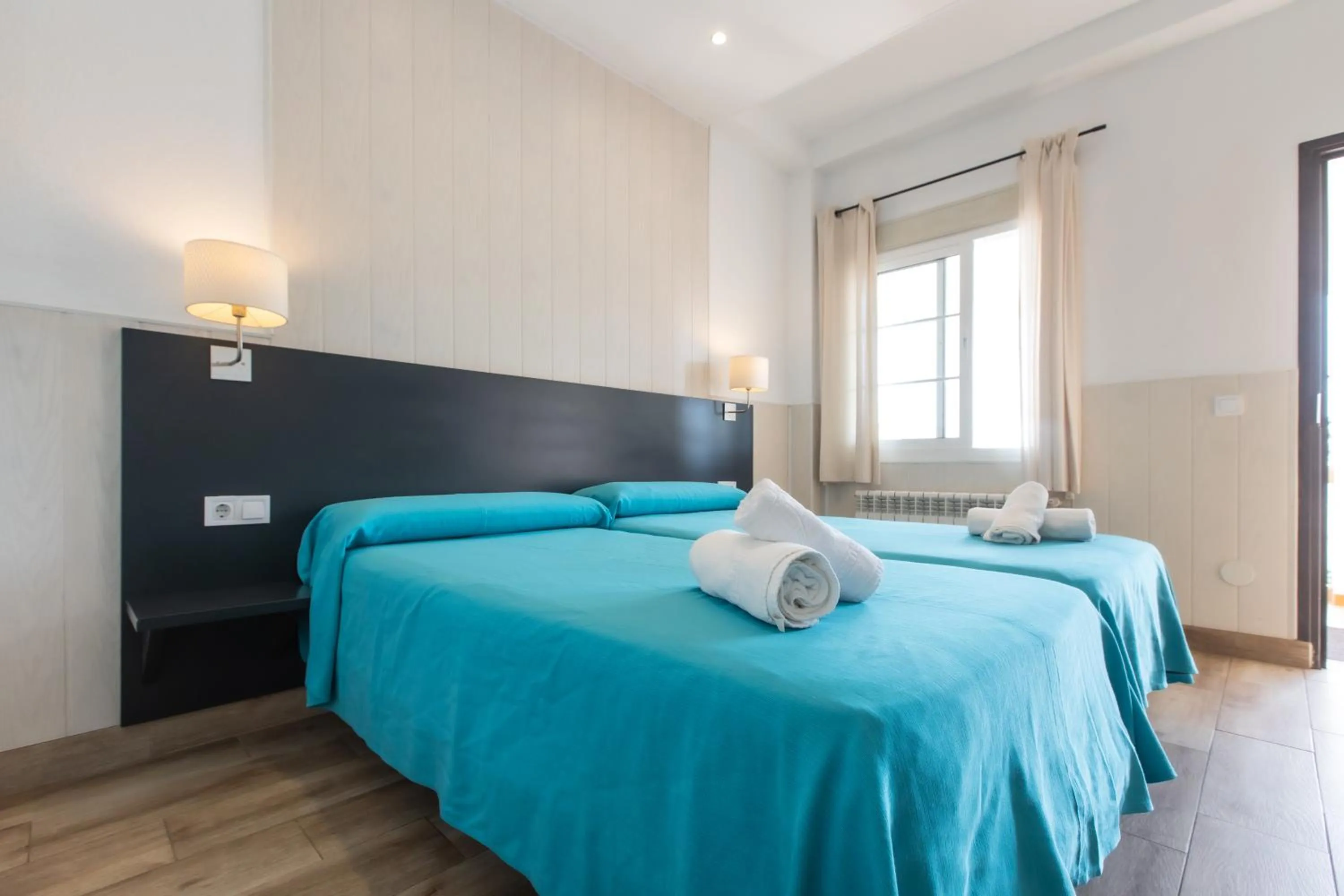 Bed in Hotel Zen Airport