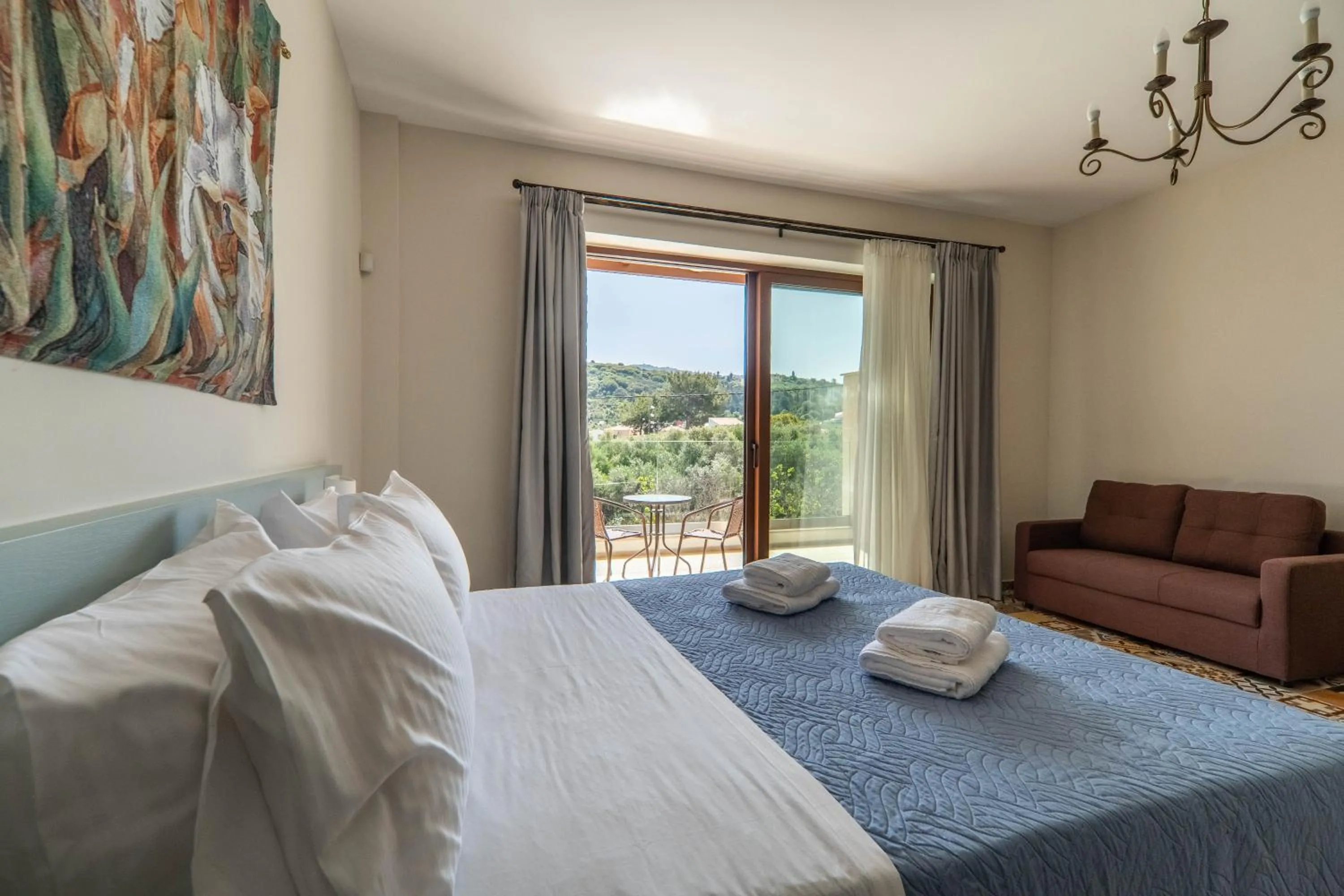 Bed in Altirina Studios