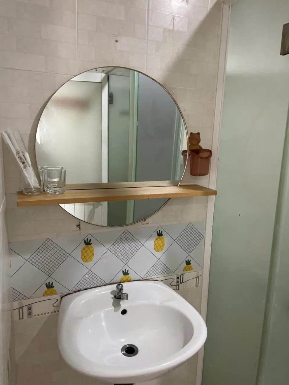 Shower in Saigon Gao Hostel