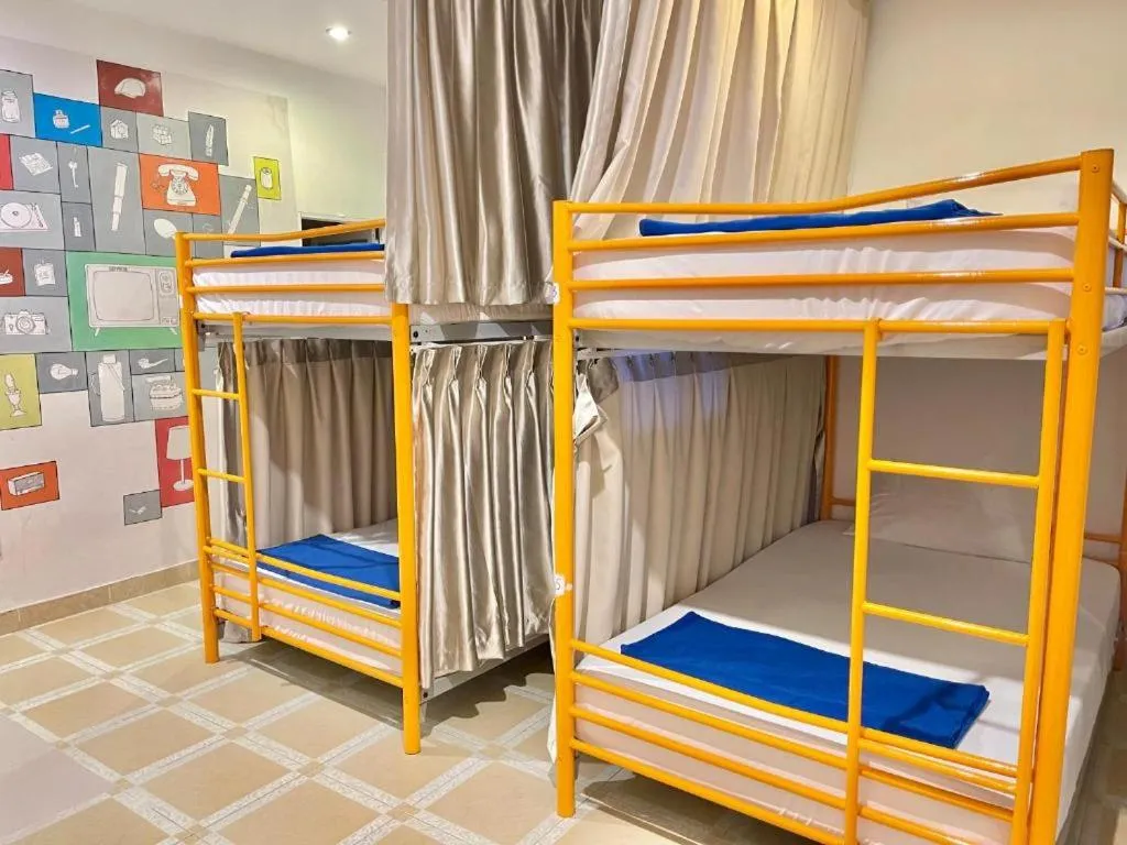 bunk bed, Bed in Saigon Gao Hostel