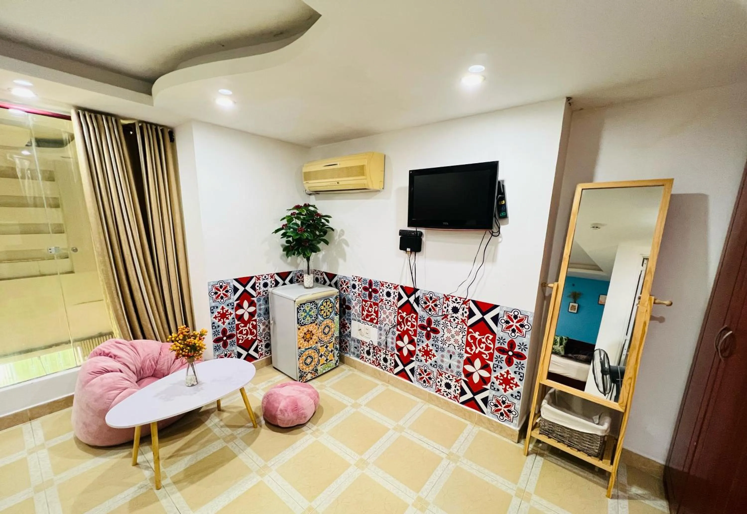 TV and multimedia in Saigon Gao Hostel