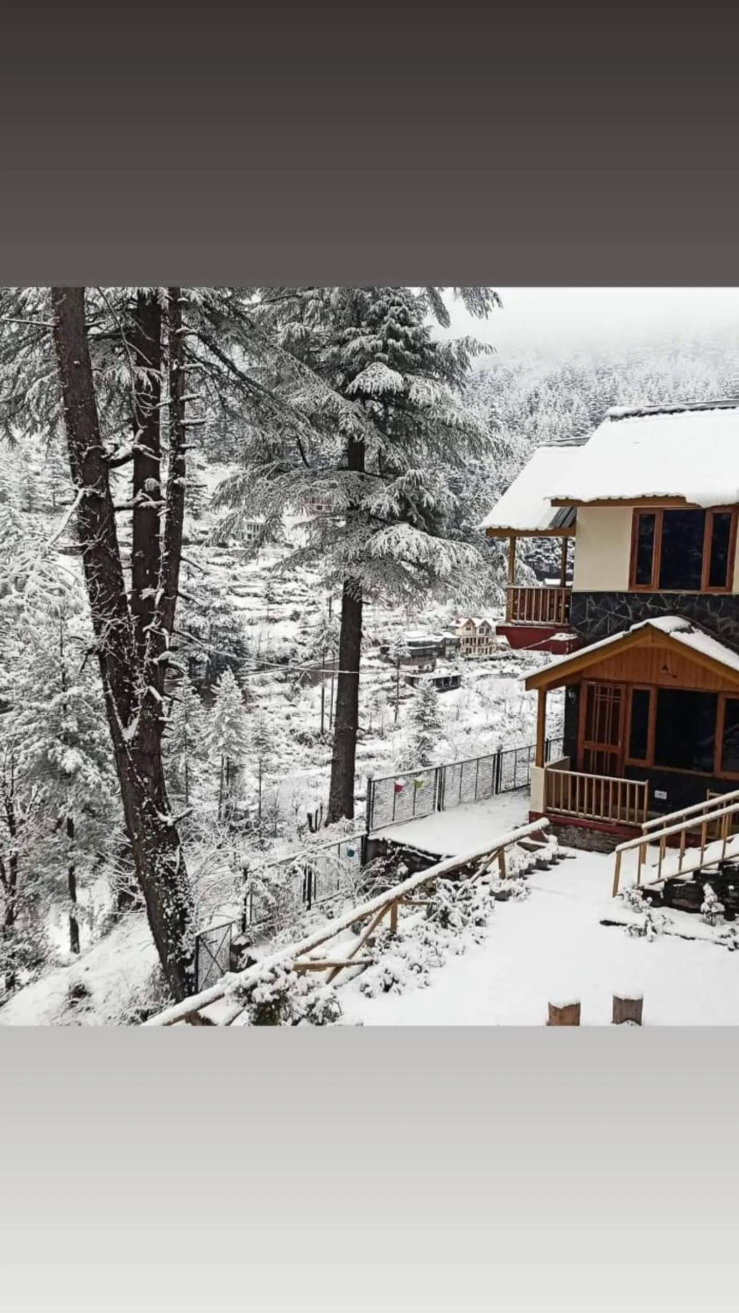 Property building in Majestic View Cottages