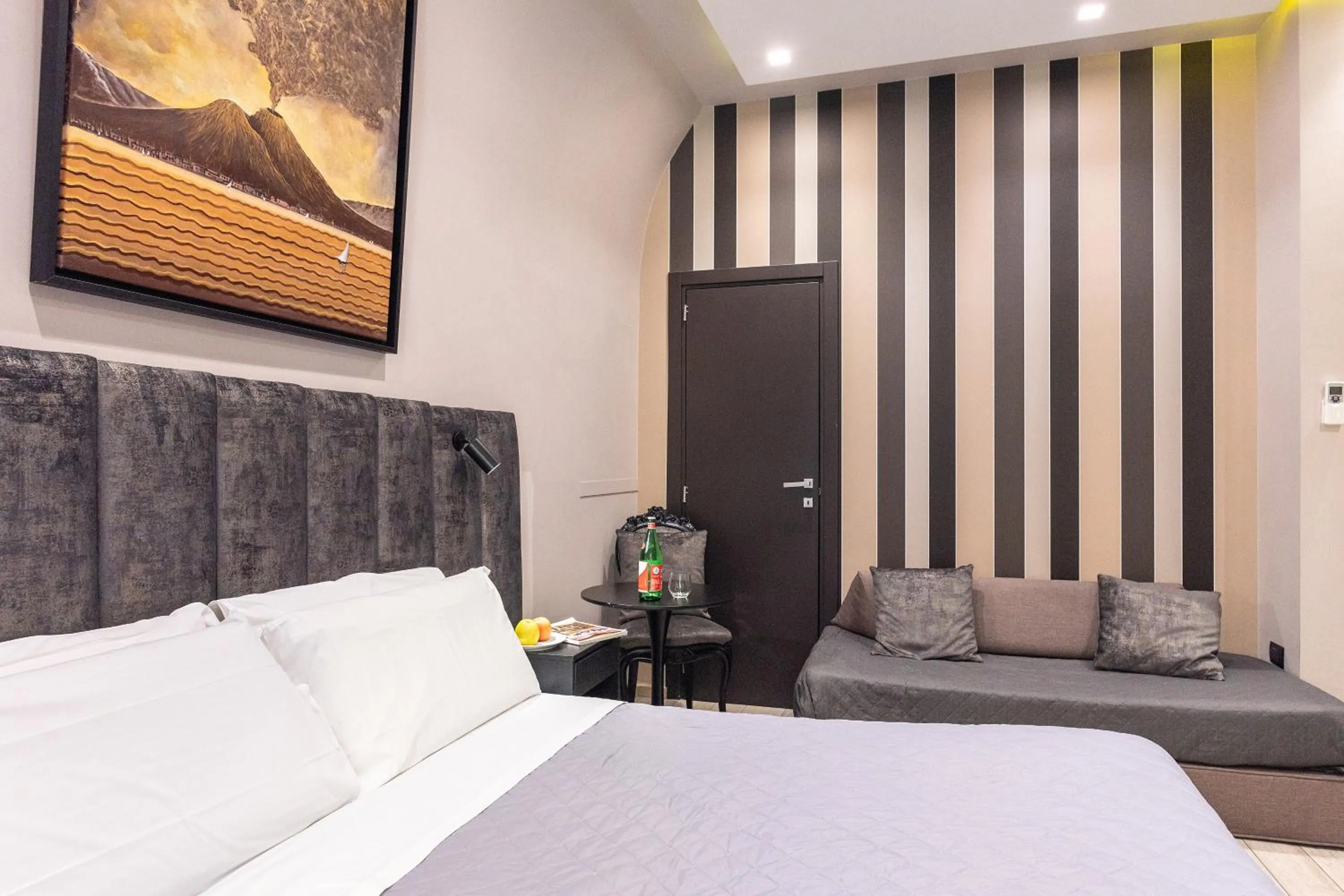 Bedroom, Bed in Neapolis Lifestyle