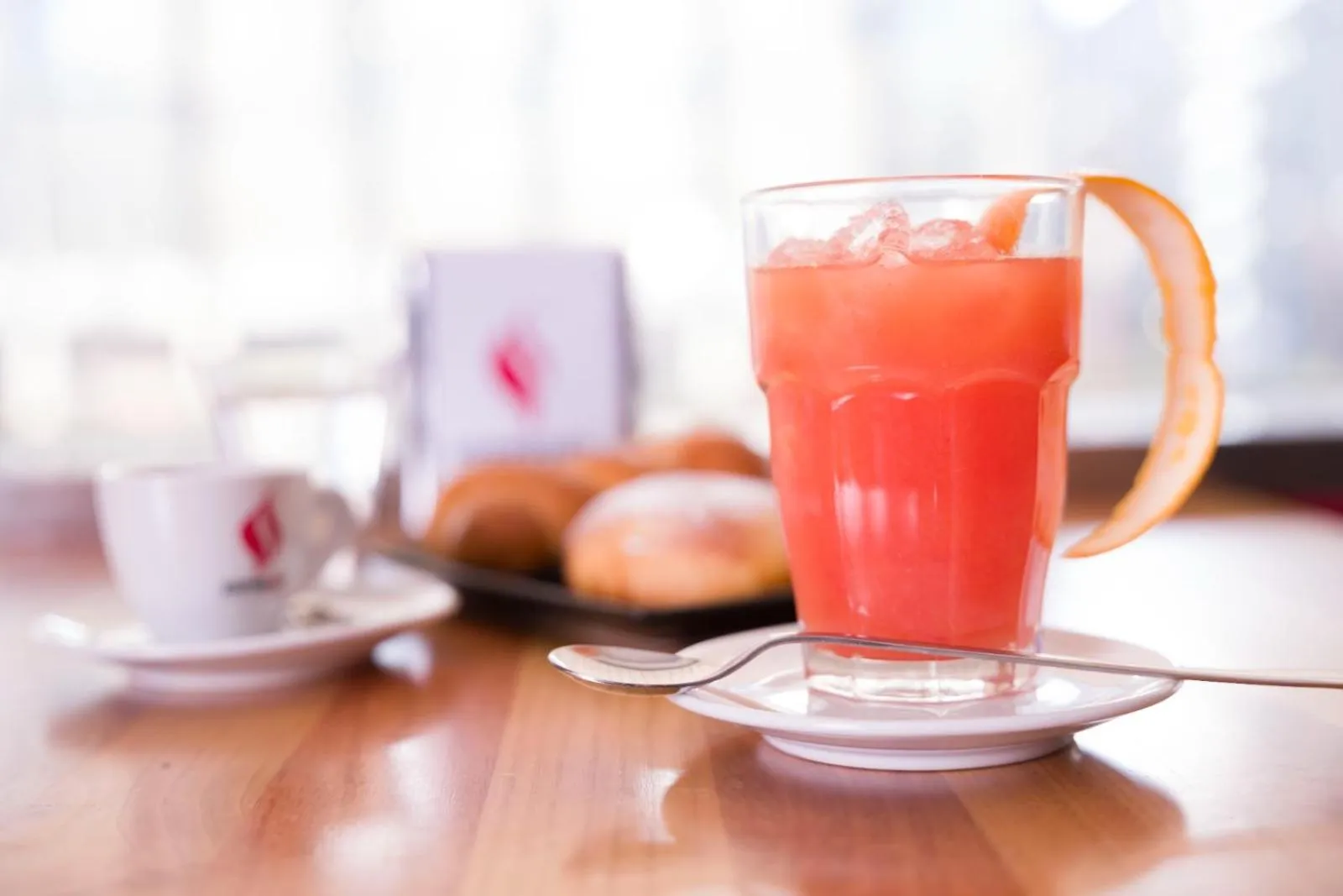 Food and drinks in Neapolis Lifestyle