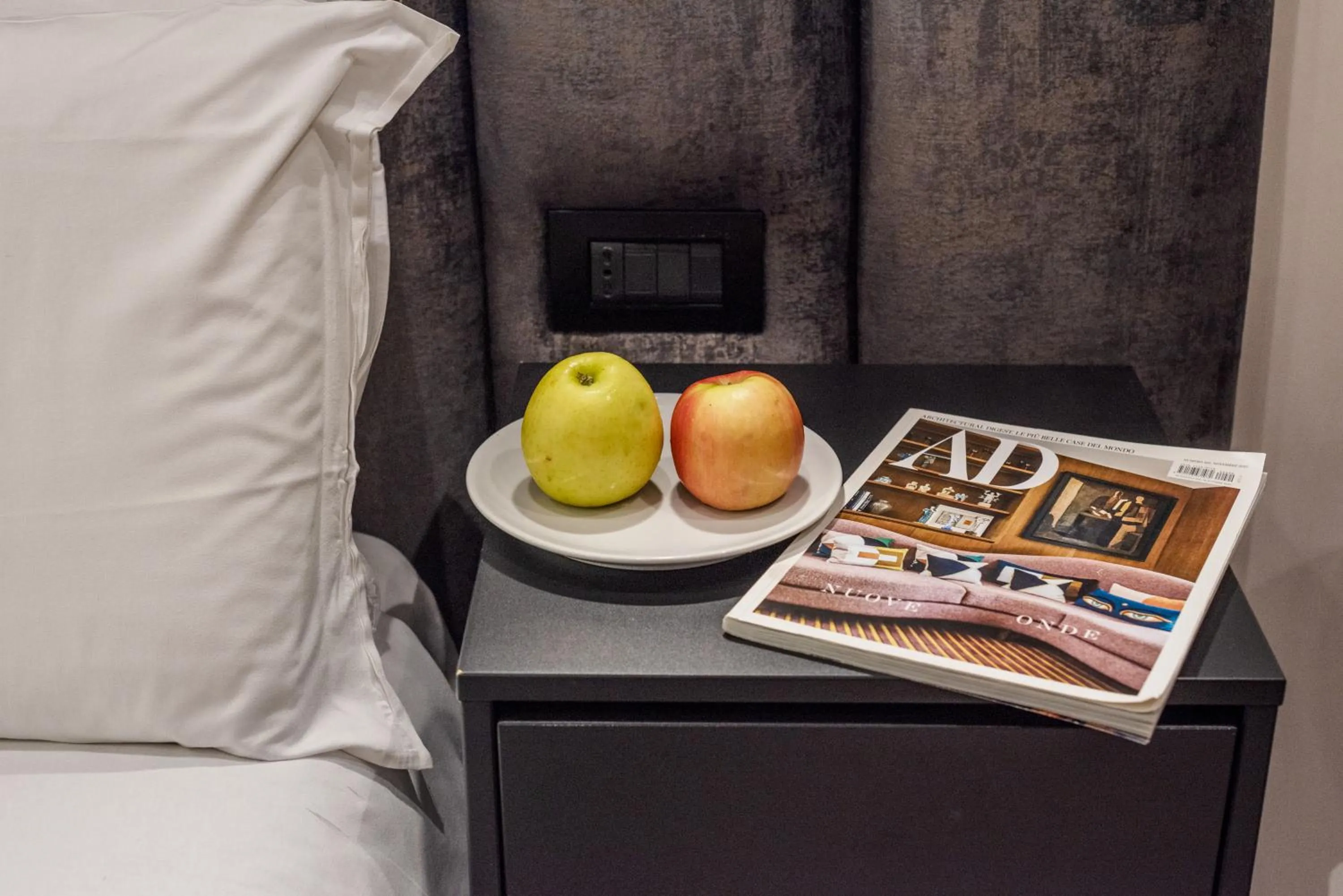 Decorative detail, Bed in Neapolis Lifestyle