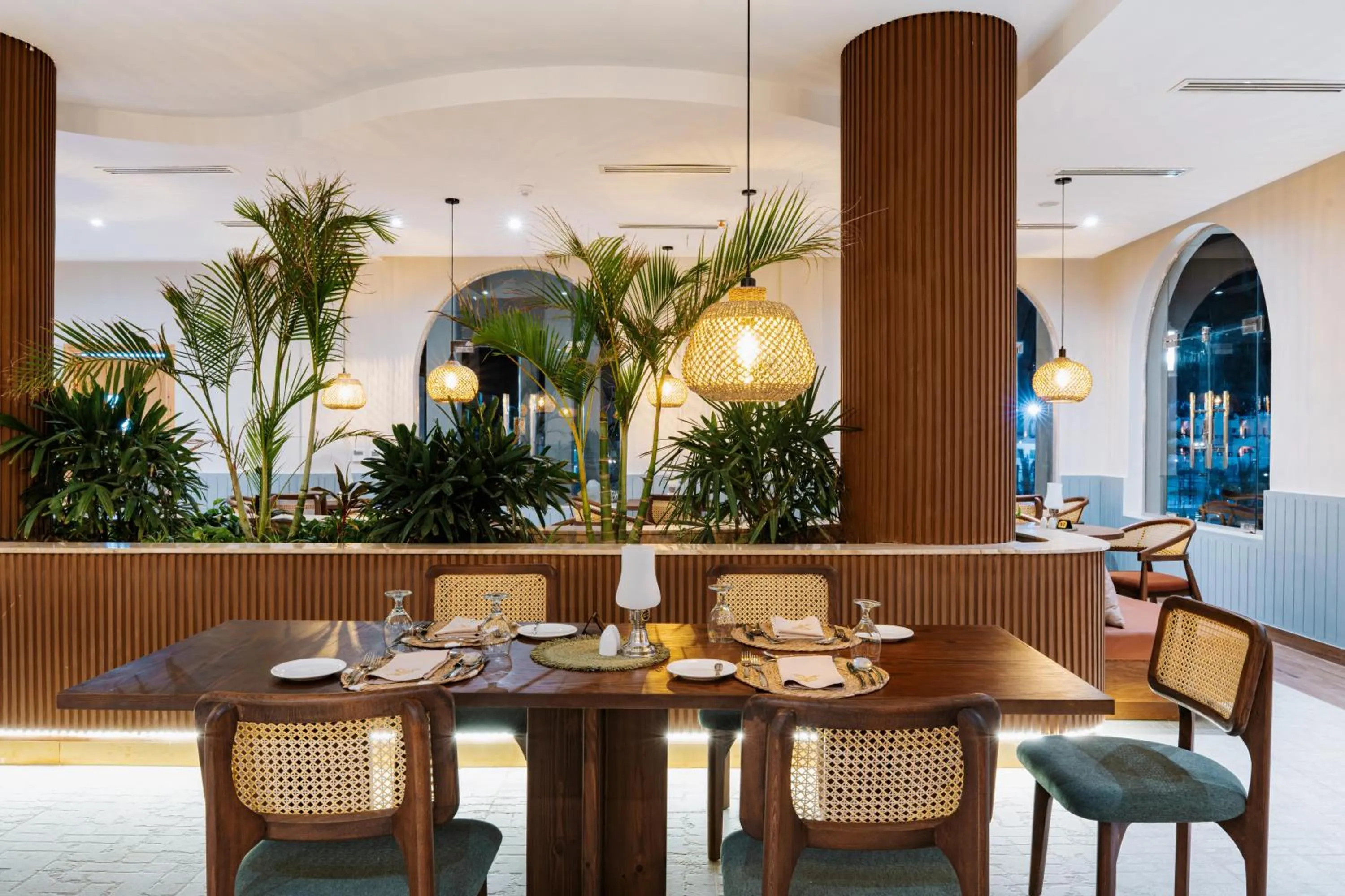 Restaurant/places to eat in Diamond Beach by Pearl Resorts