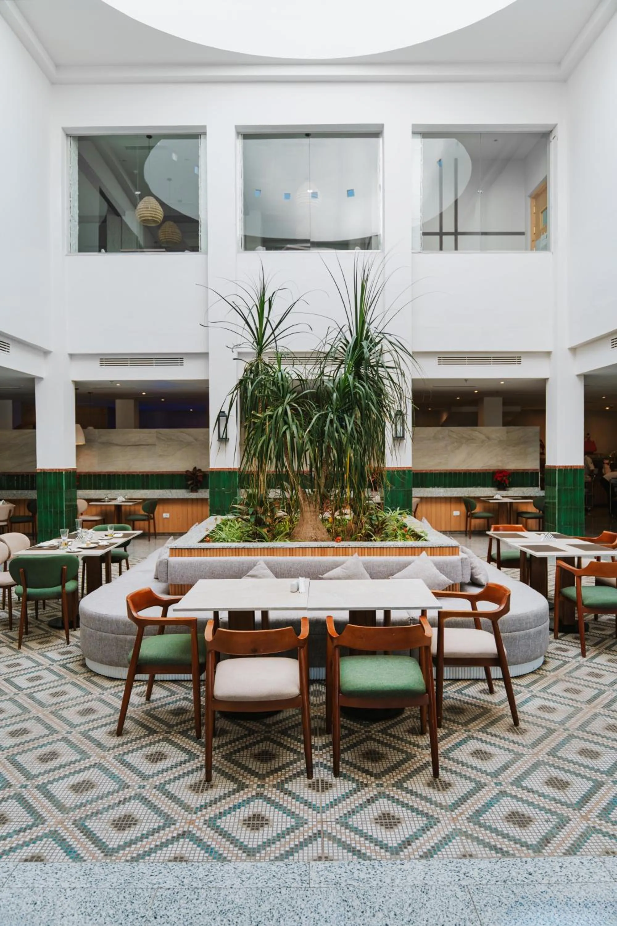 Restaurant/places to eat in Diamond Beach by Pearl Resorts