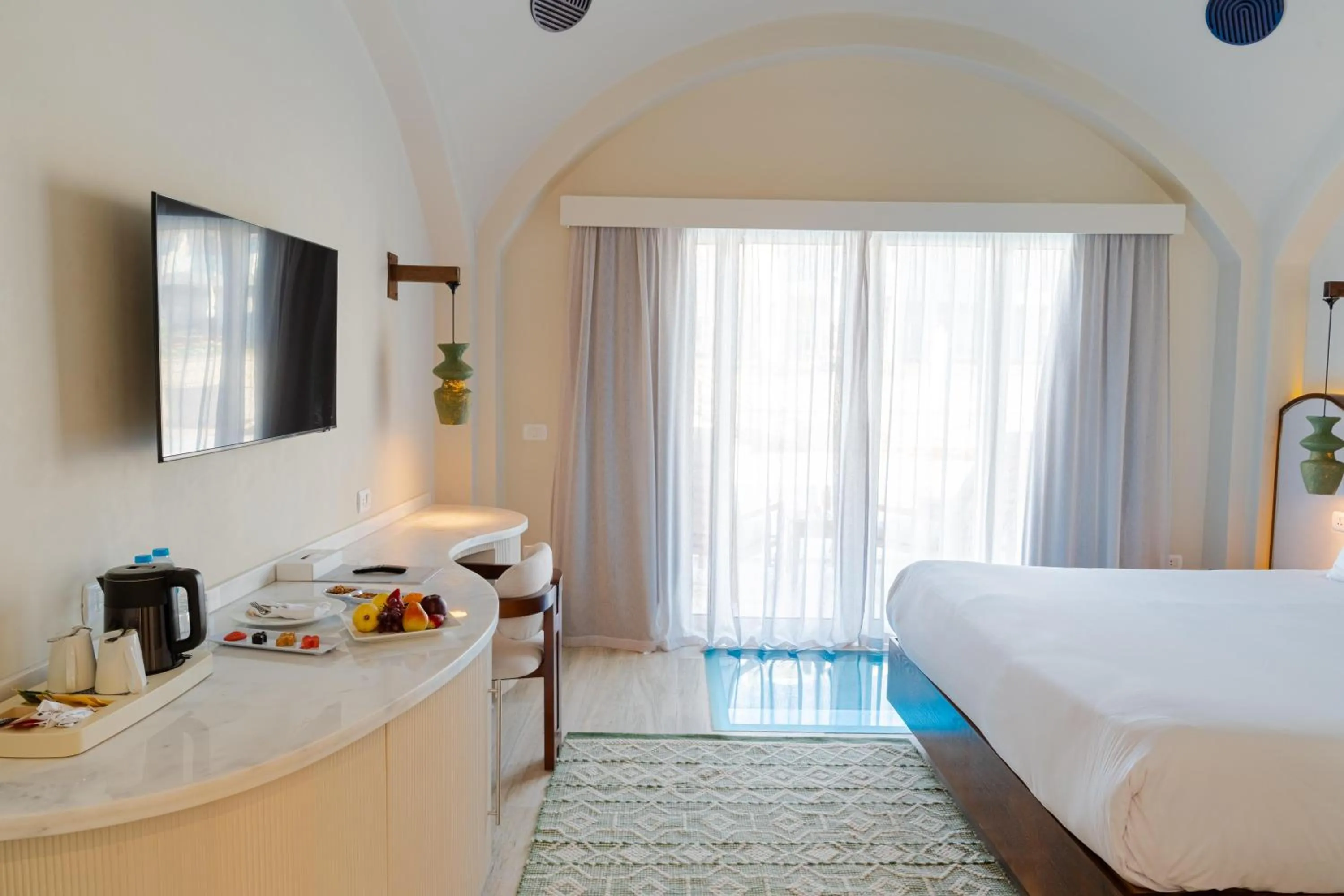 Photo of the whole room, Bed in Diamond Beach by Pearl Resorts