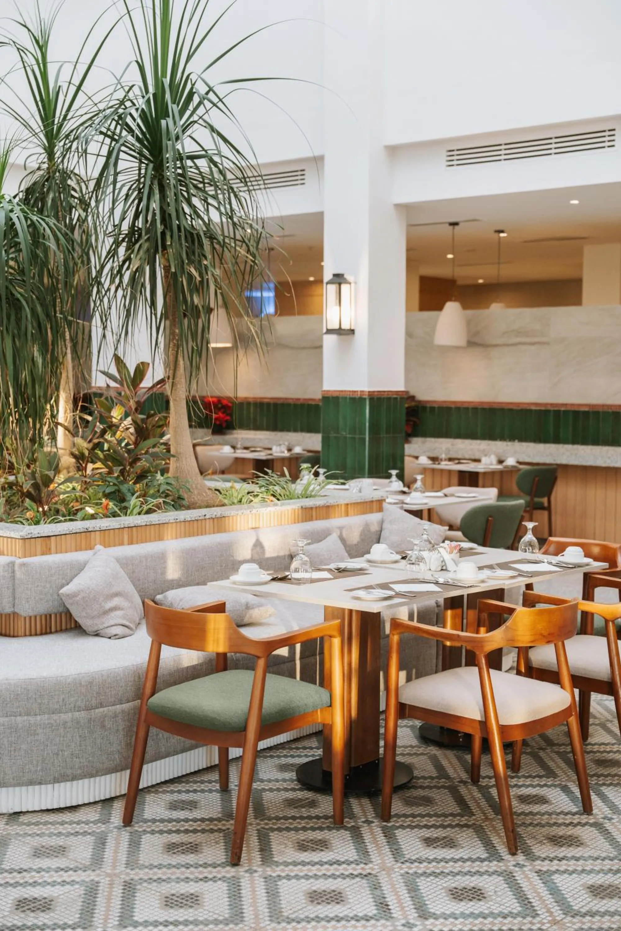 Restaurant/places to eat in Diamond Beach by Pearl Resorts