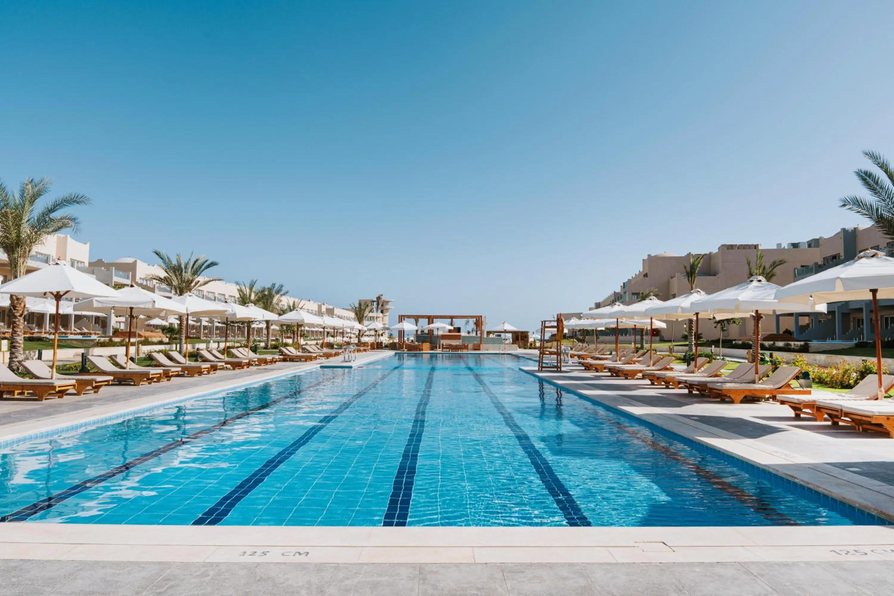 Swimming pool in Diamond Beach by Pearl Resorts