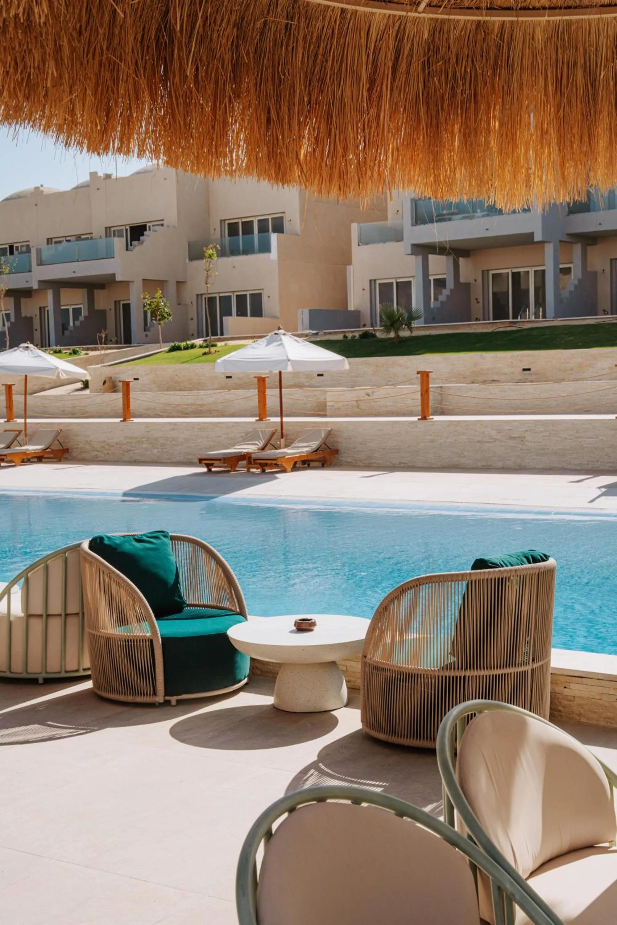 Lounge or bar in Diamond Beach by Pearl Resorts