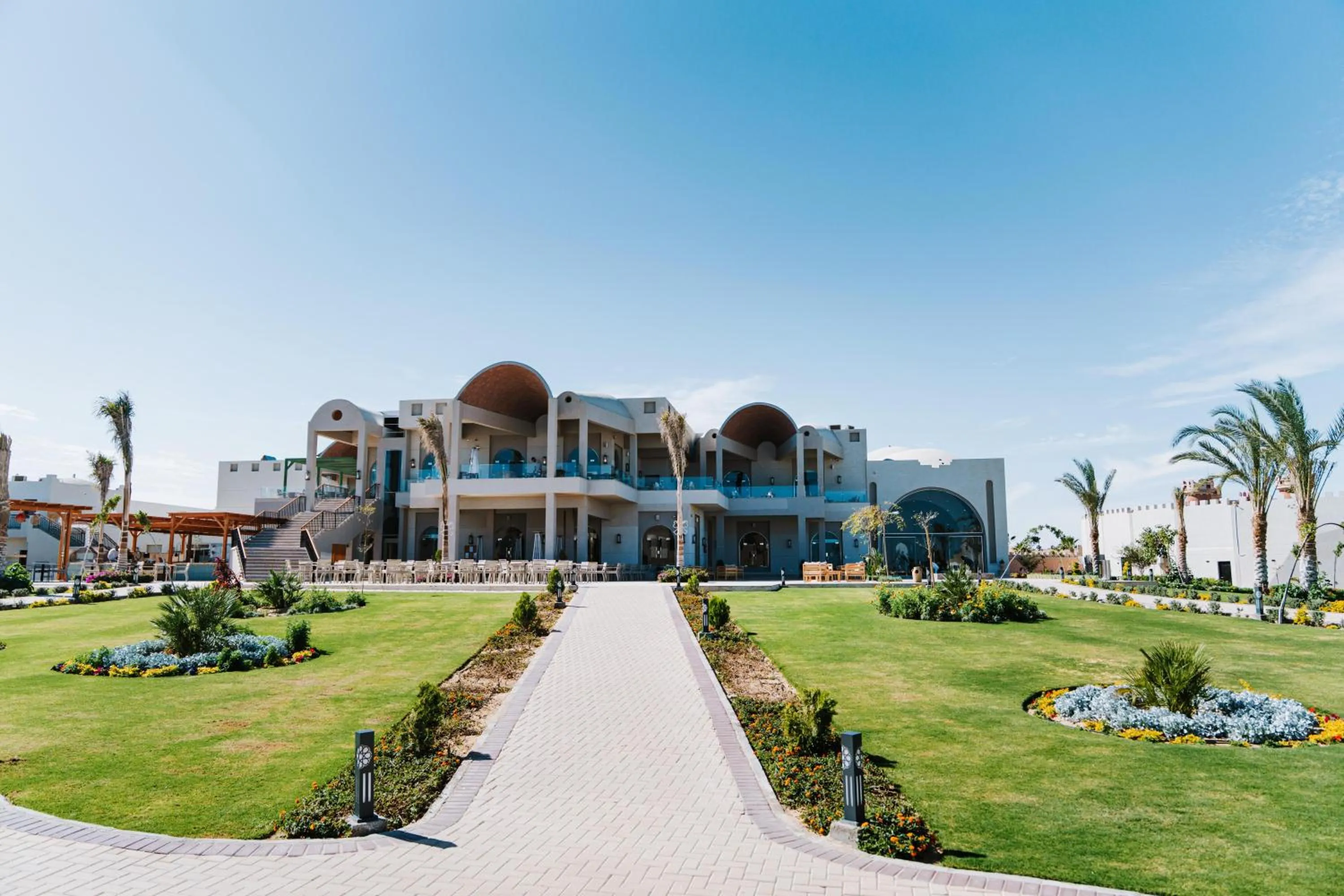 Garden in Diamond Beach by Pearl Resorts