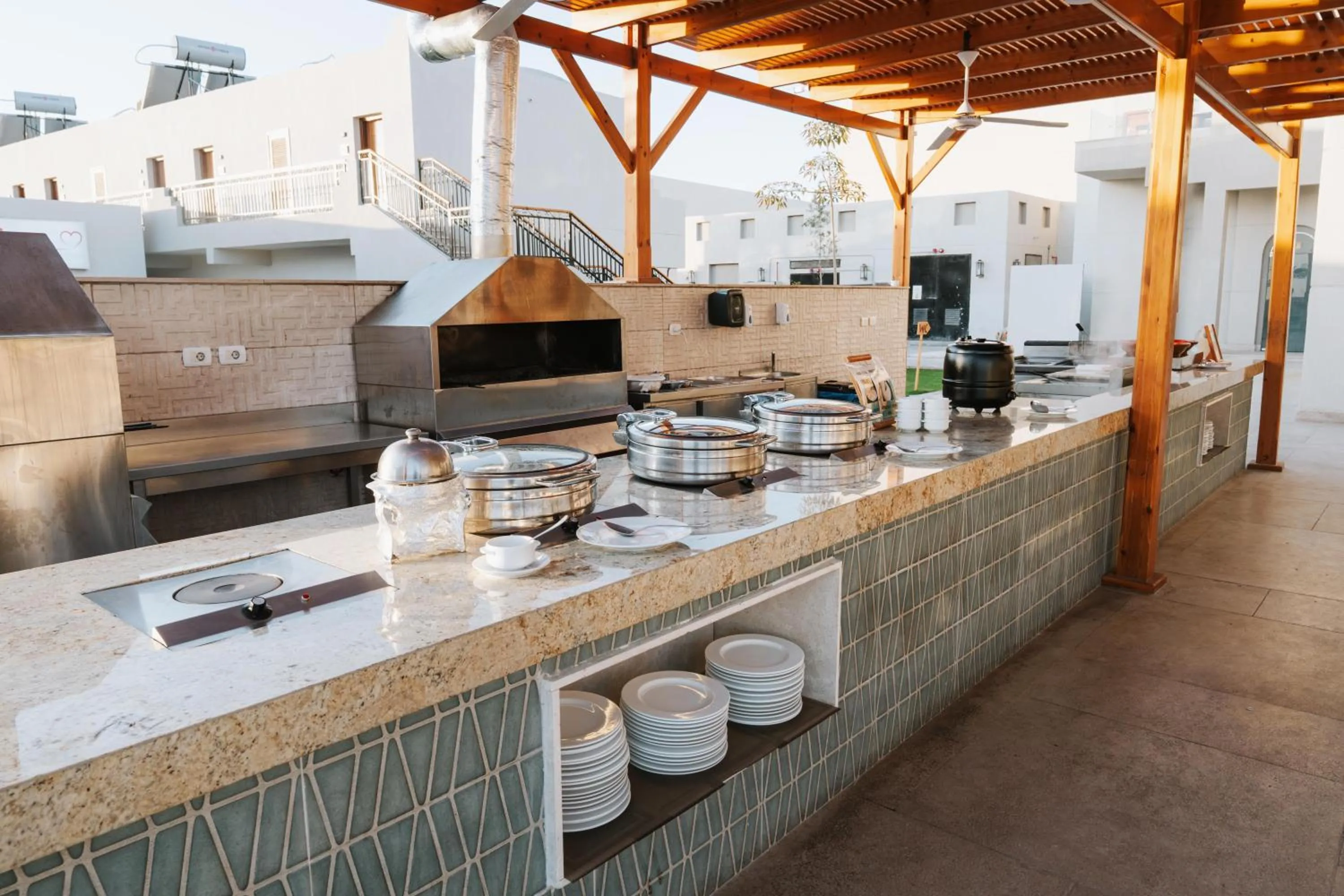 Restaurant/places to eat in Diamond Beach by Pearl Resorts