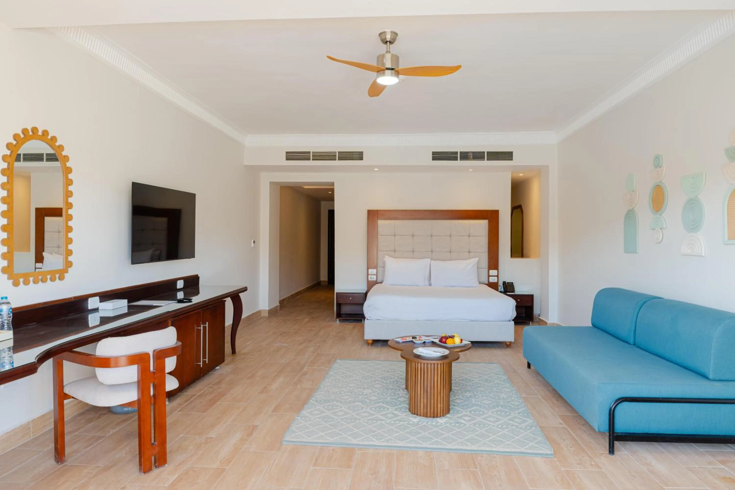 Photo of the whole room, Bed in Diamond Beach by Pearl Resorts