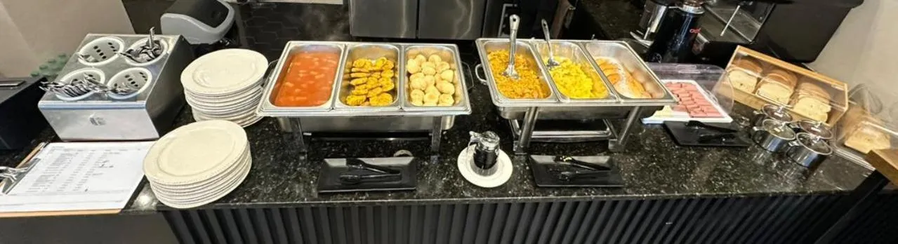 Restaurant/places to eat in The Park Hotel