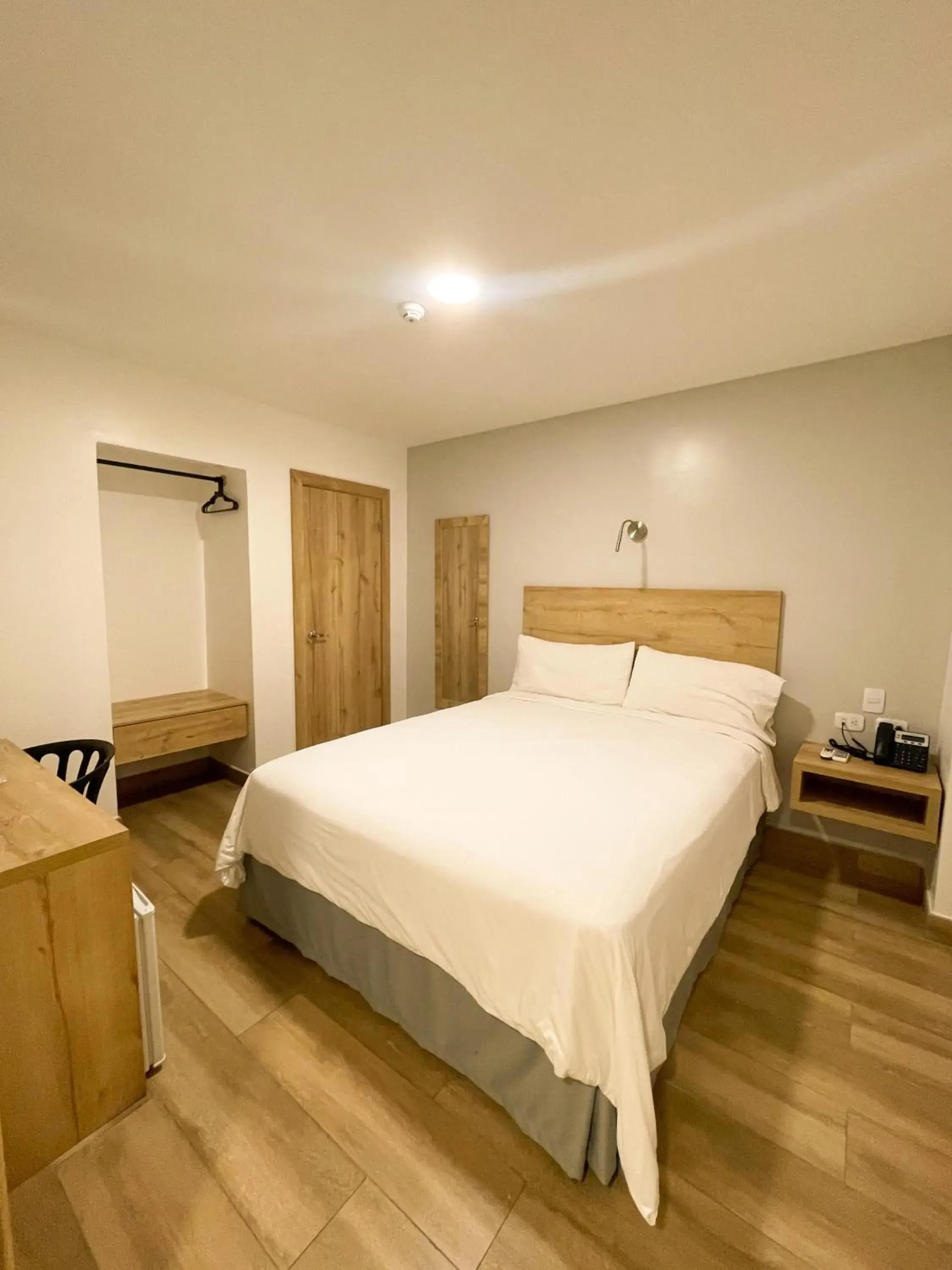 Deluxe Single Room - single occupancy in The Park Hotel Deluxe Single Room - single occupancy in The Park Hotel