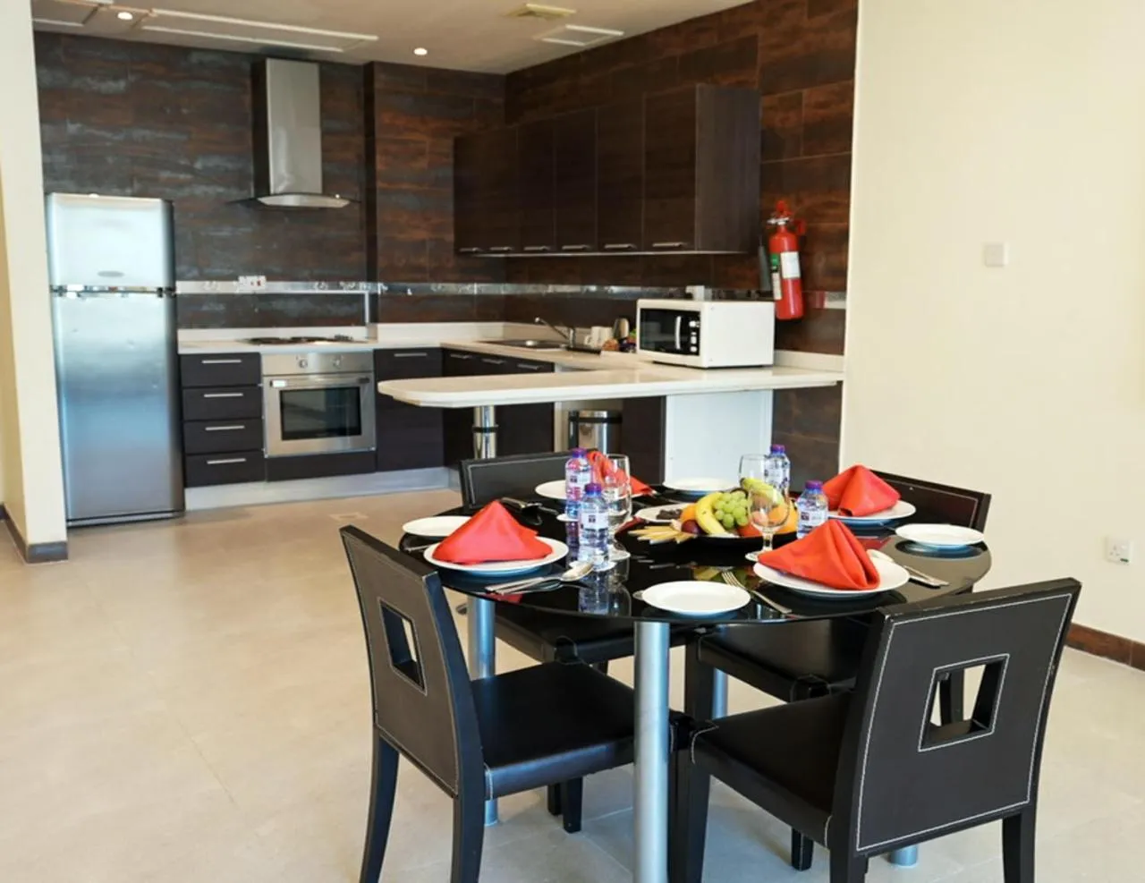 Kitchen or kitchenette in Al Manzil Hotel Bahrain