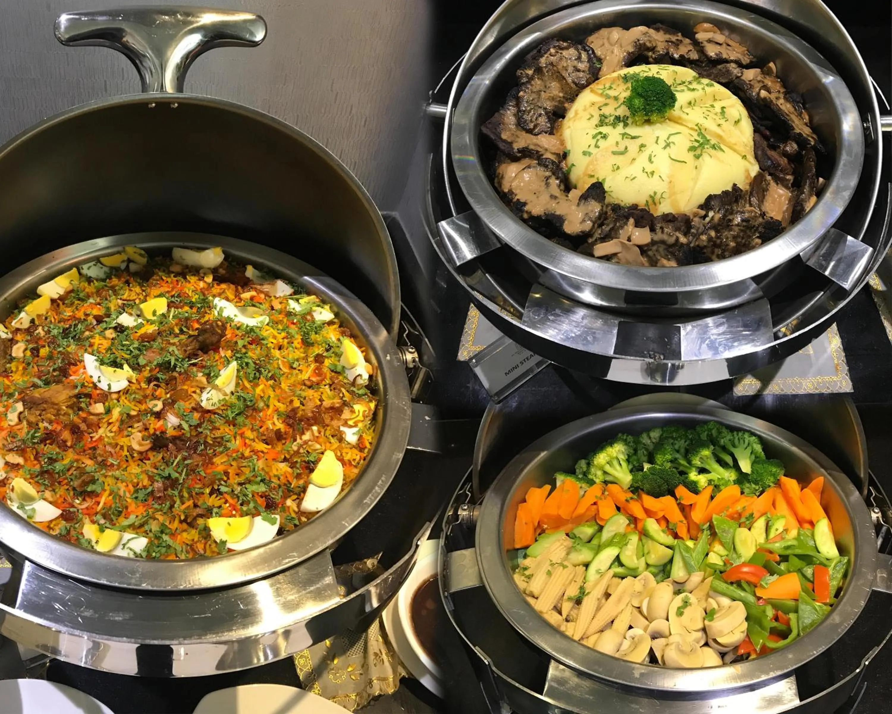 Food in Al Manzil Hotel Bahrain